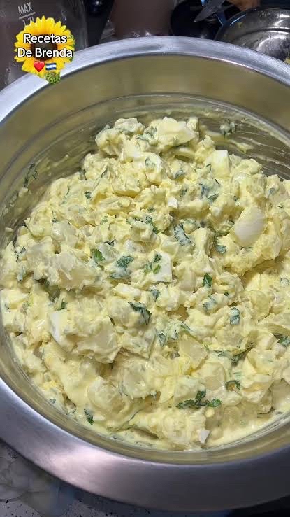 Ensalada de papa cremosa