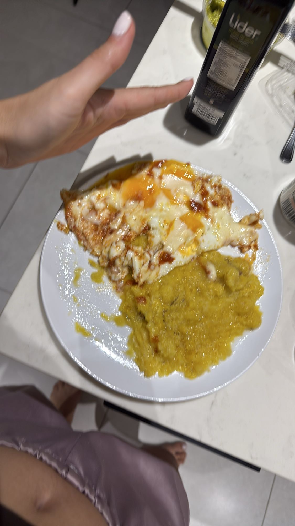 Eggs with mashed plantain