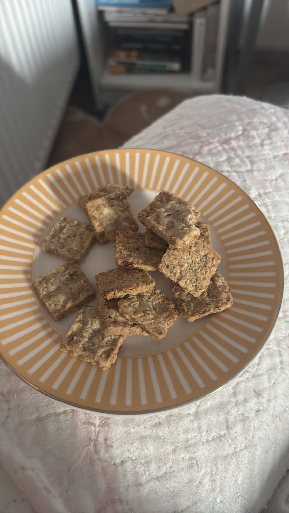 pełnoziarniste krakersy