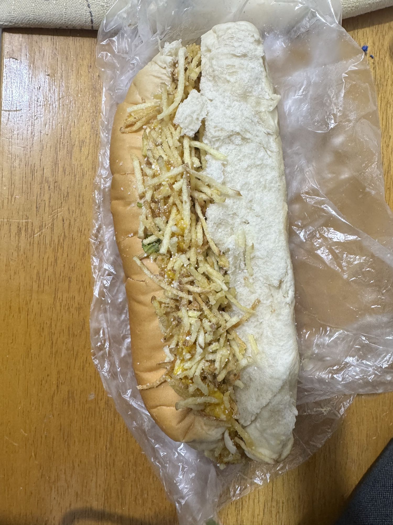 Cachorro-quente com batata palha