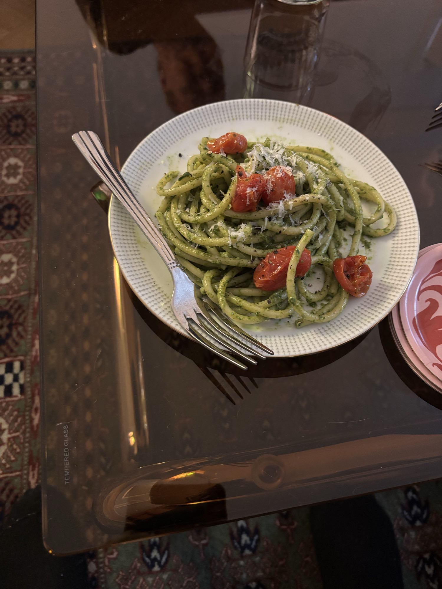 Pesto pasta med tomat