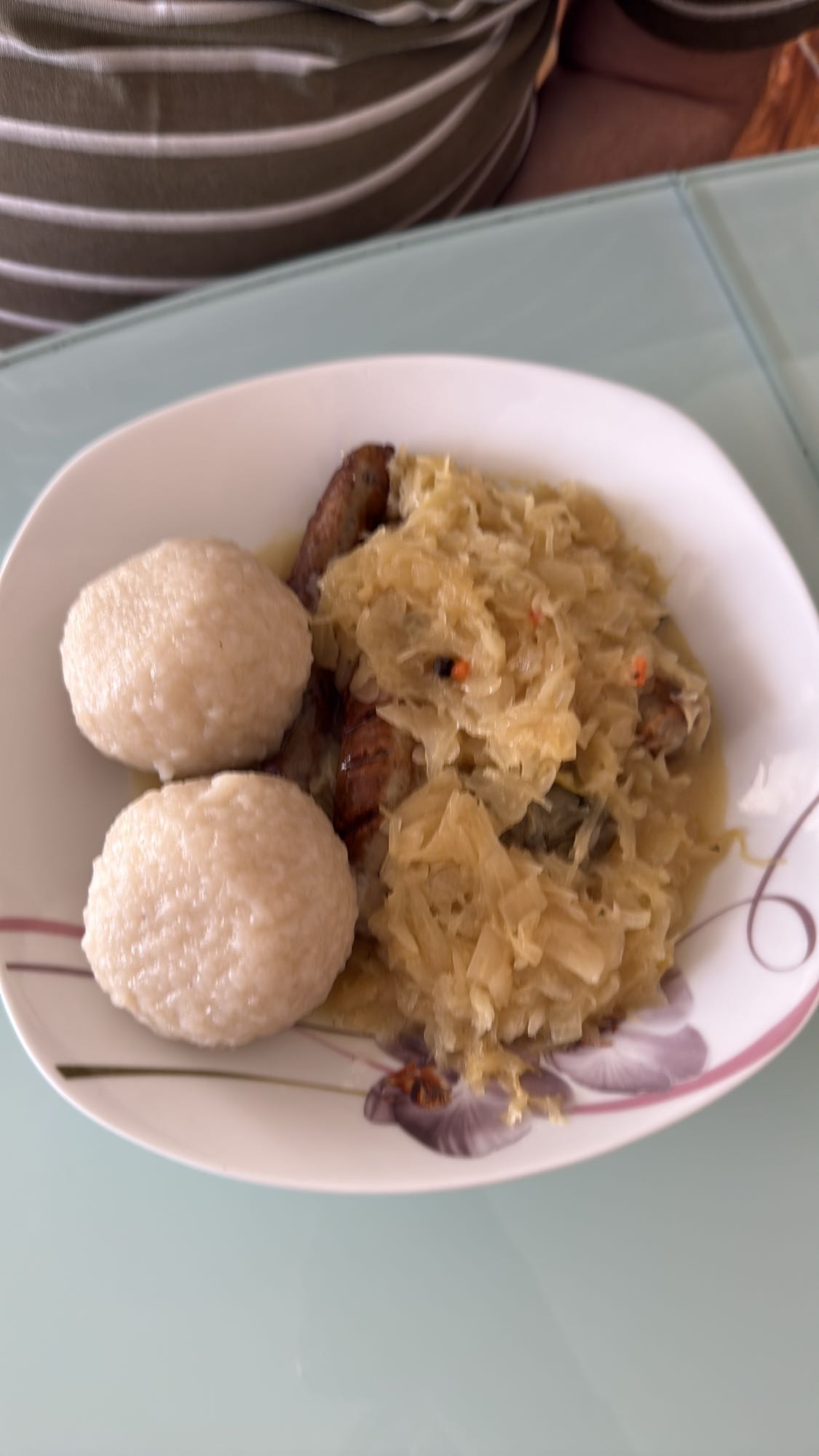 Kartoffelklöße mit Sauerkraut