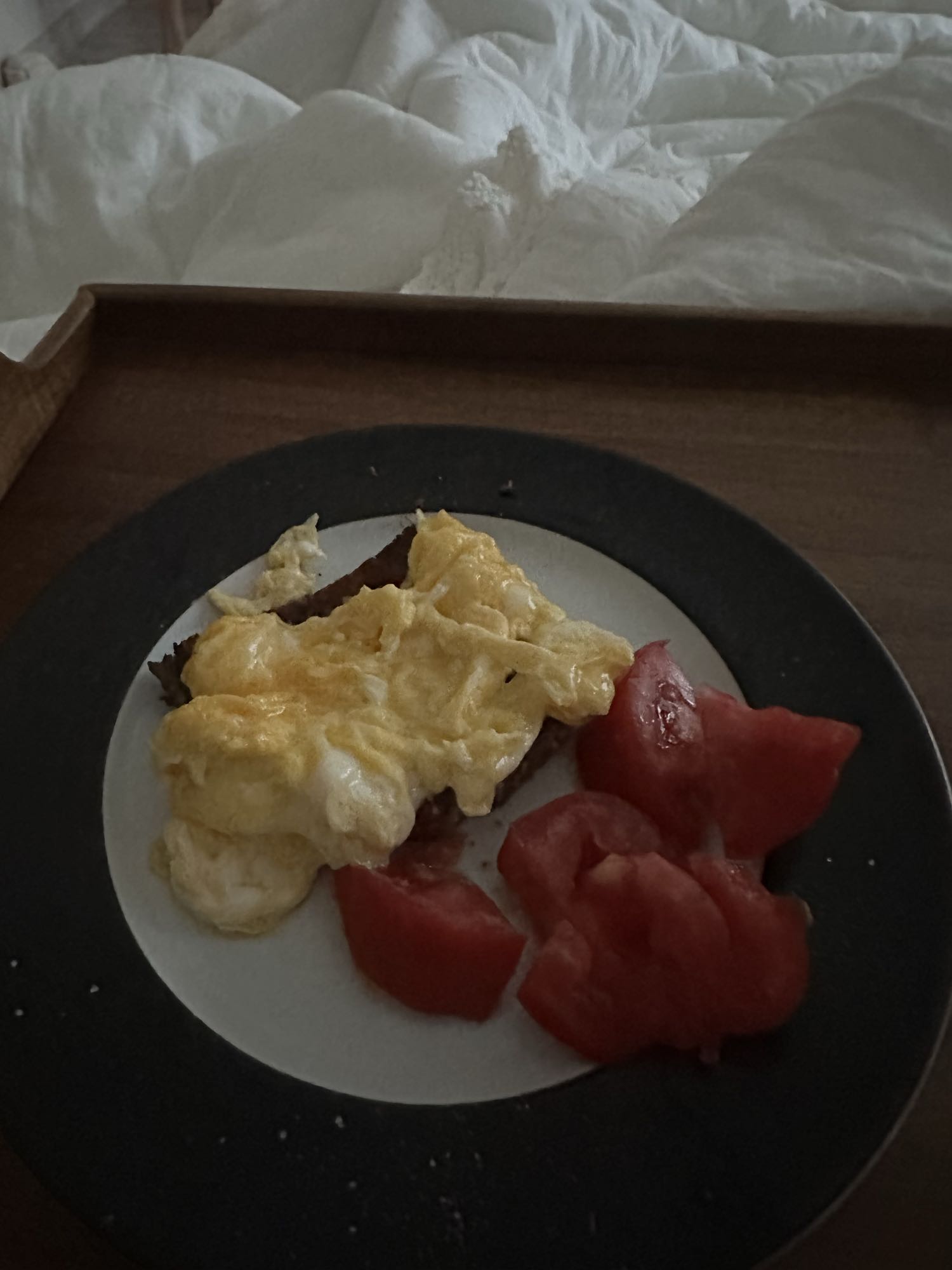 Huevos revueltos con tomate