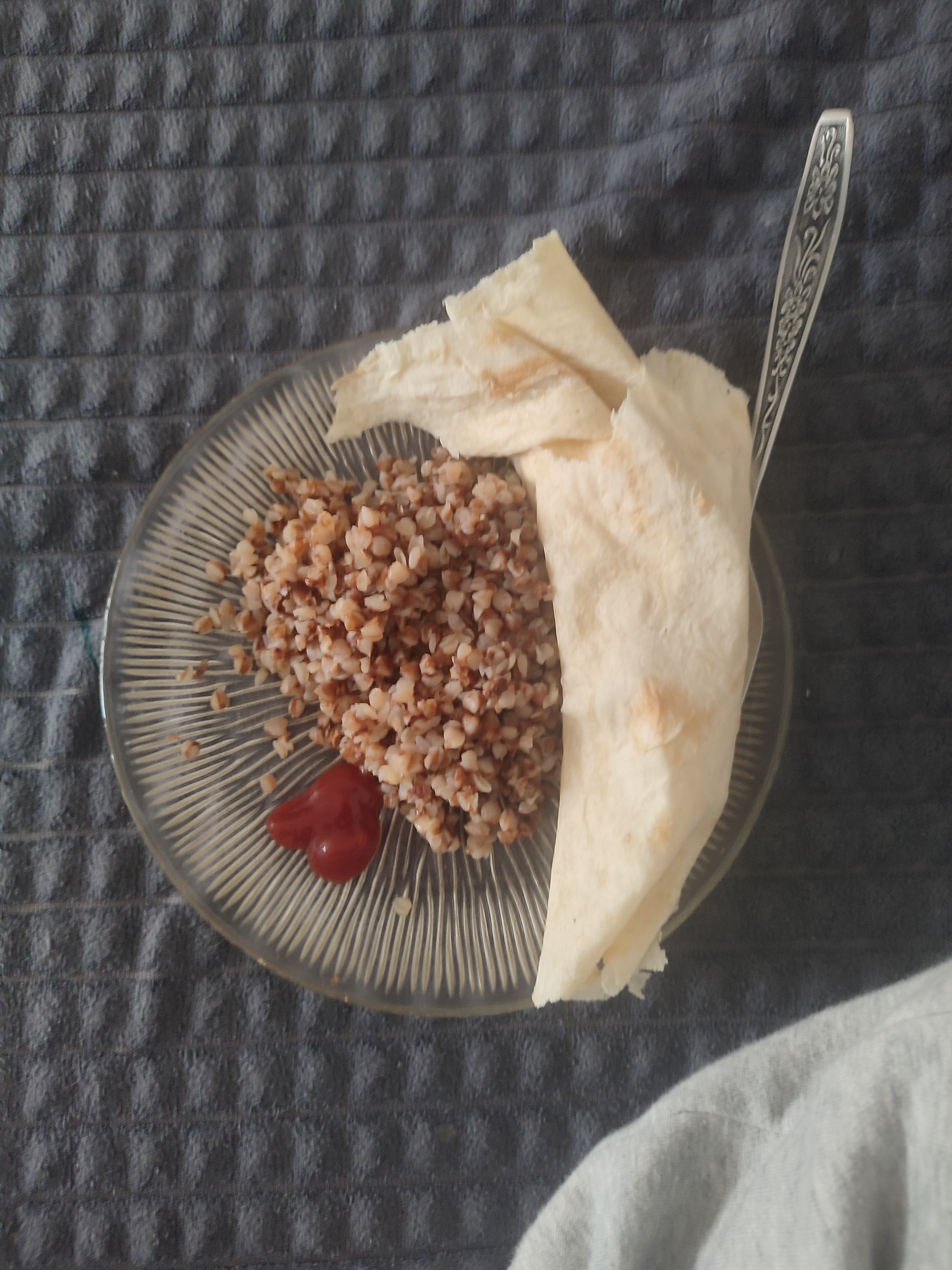 Buckwheat with flatbread