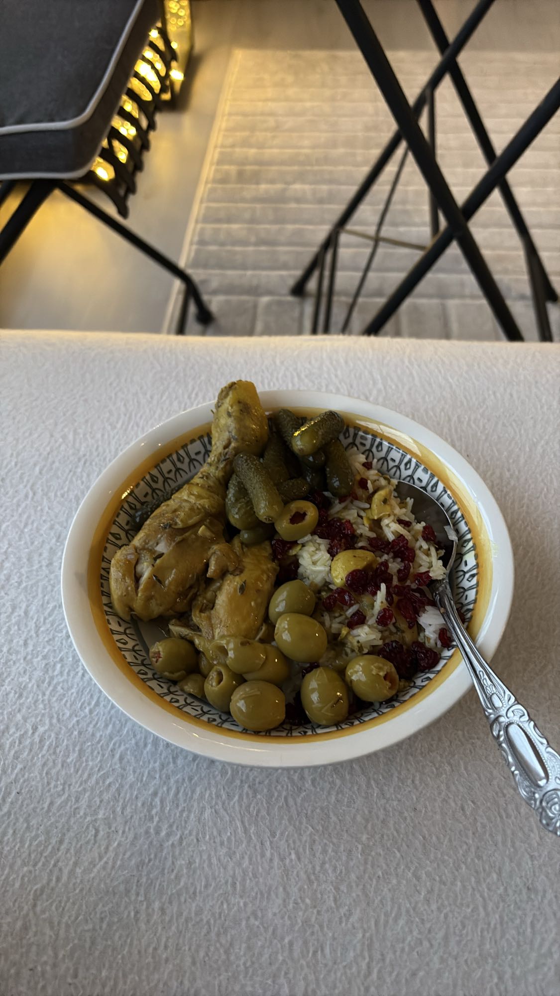 Kyckling med ris och oliver