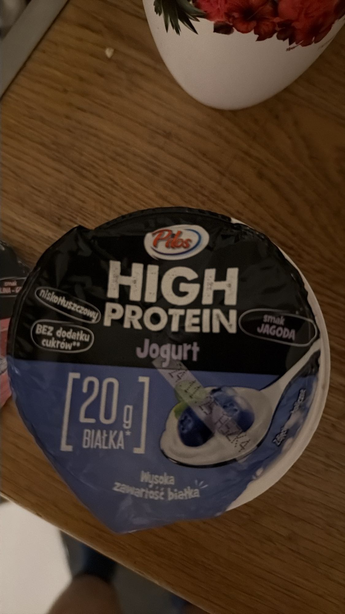 Jogurt wysokobiałkowy jagodowy