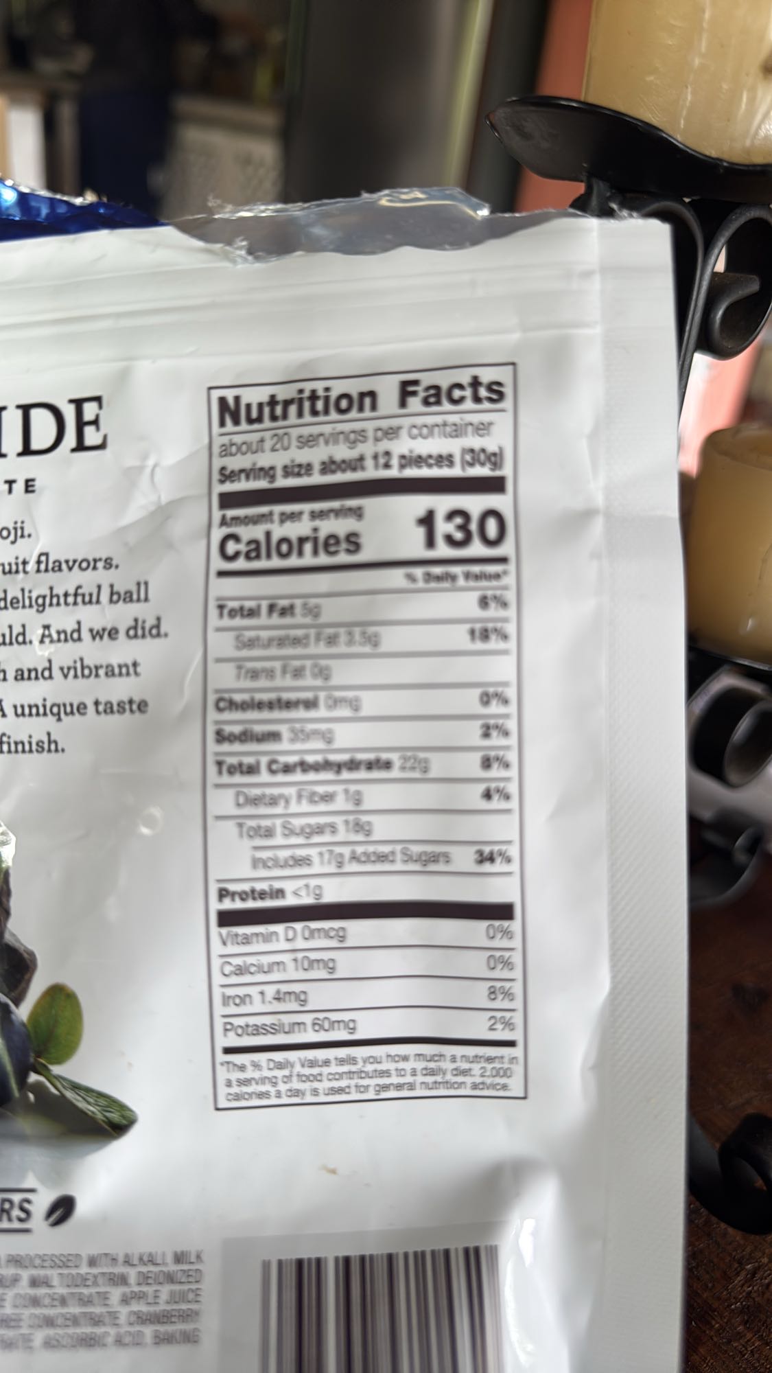 bolas de chocolate y fruta