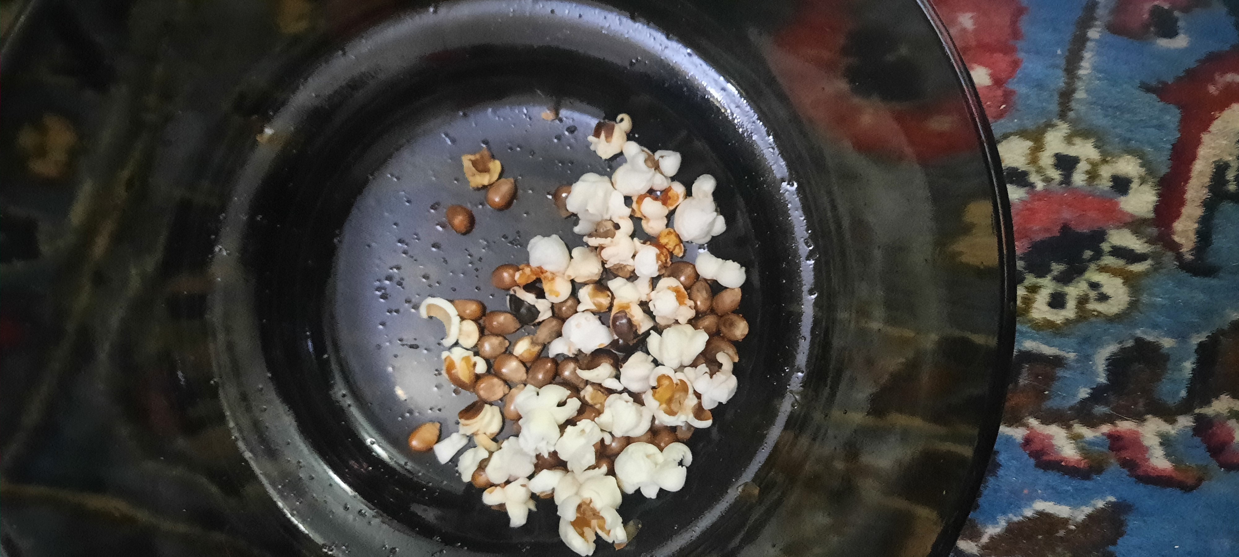 Small popcorn leftovers