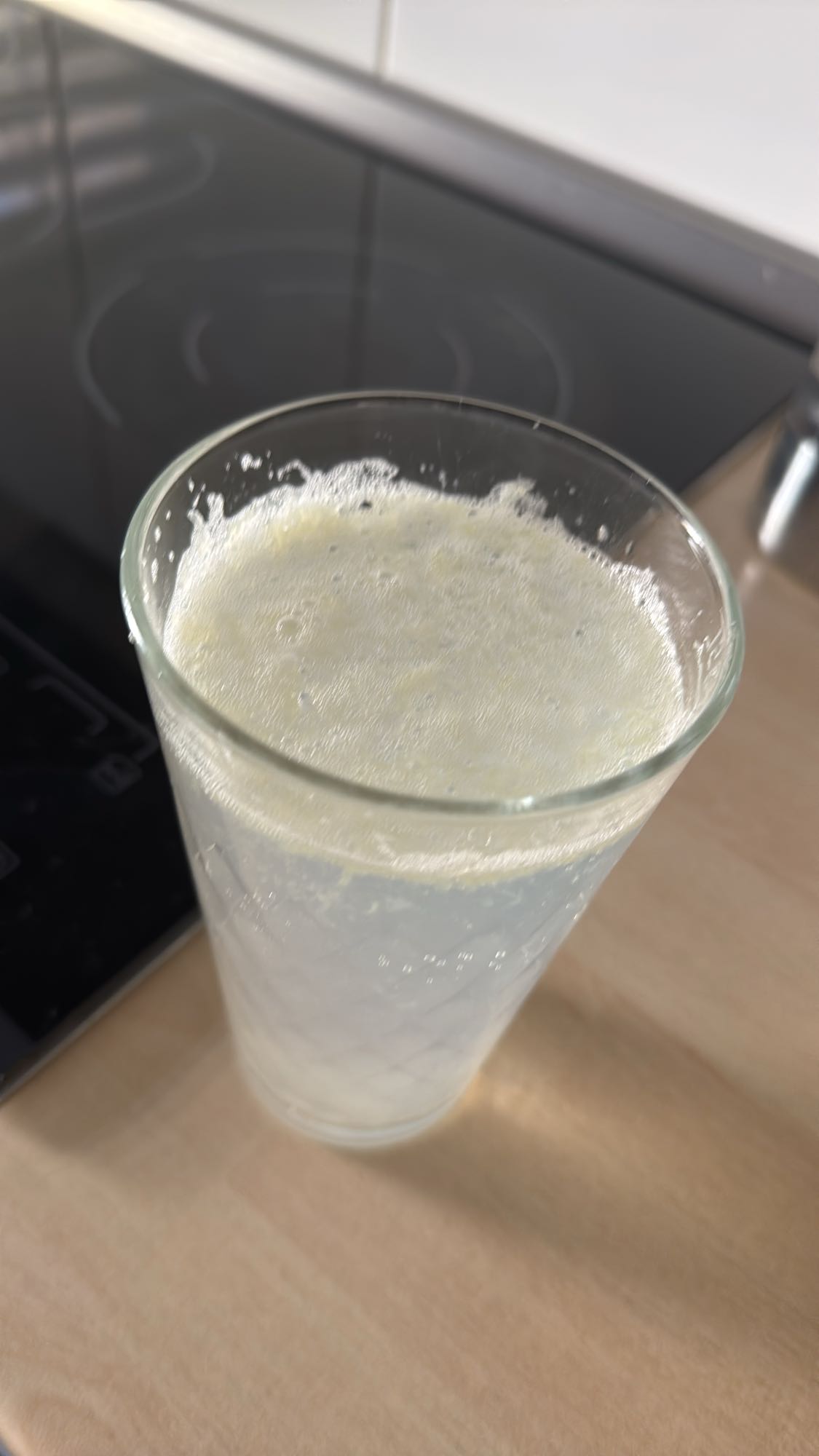 Eiweißshake Natur mit Zitrone