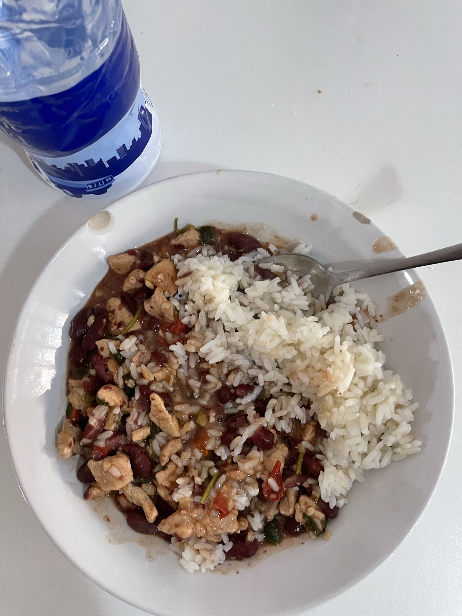 Arroz con pollo y frijoles