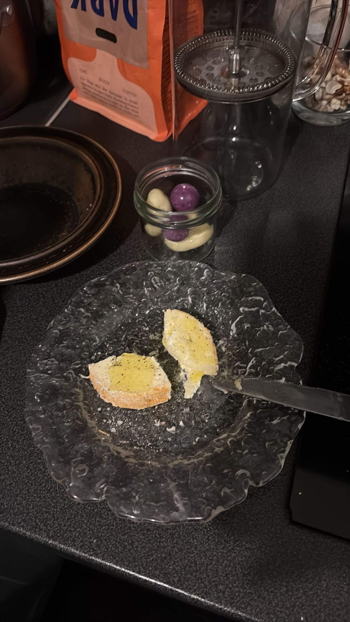 Bröd med smör & godis