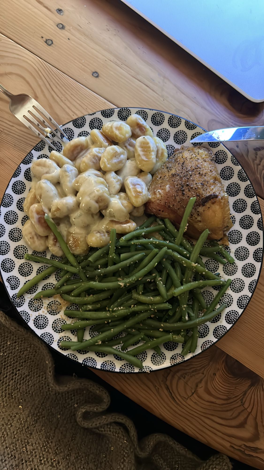Poulet, gnocchis et haricots verts