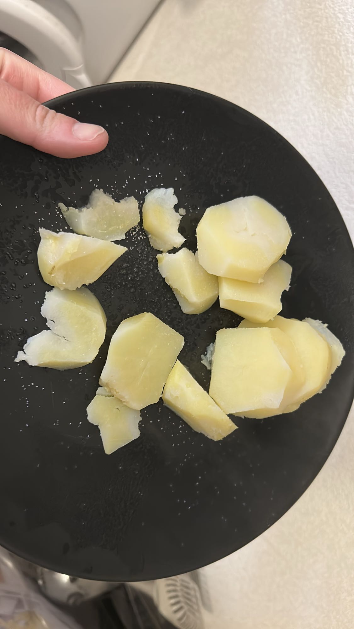 Pommes de terre bouillies avec mayonnaise maison