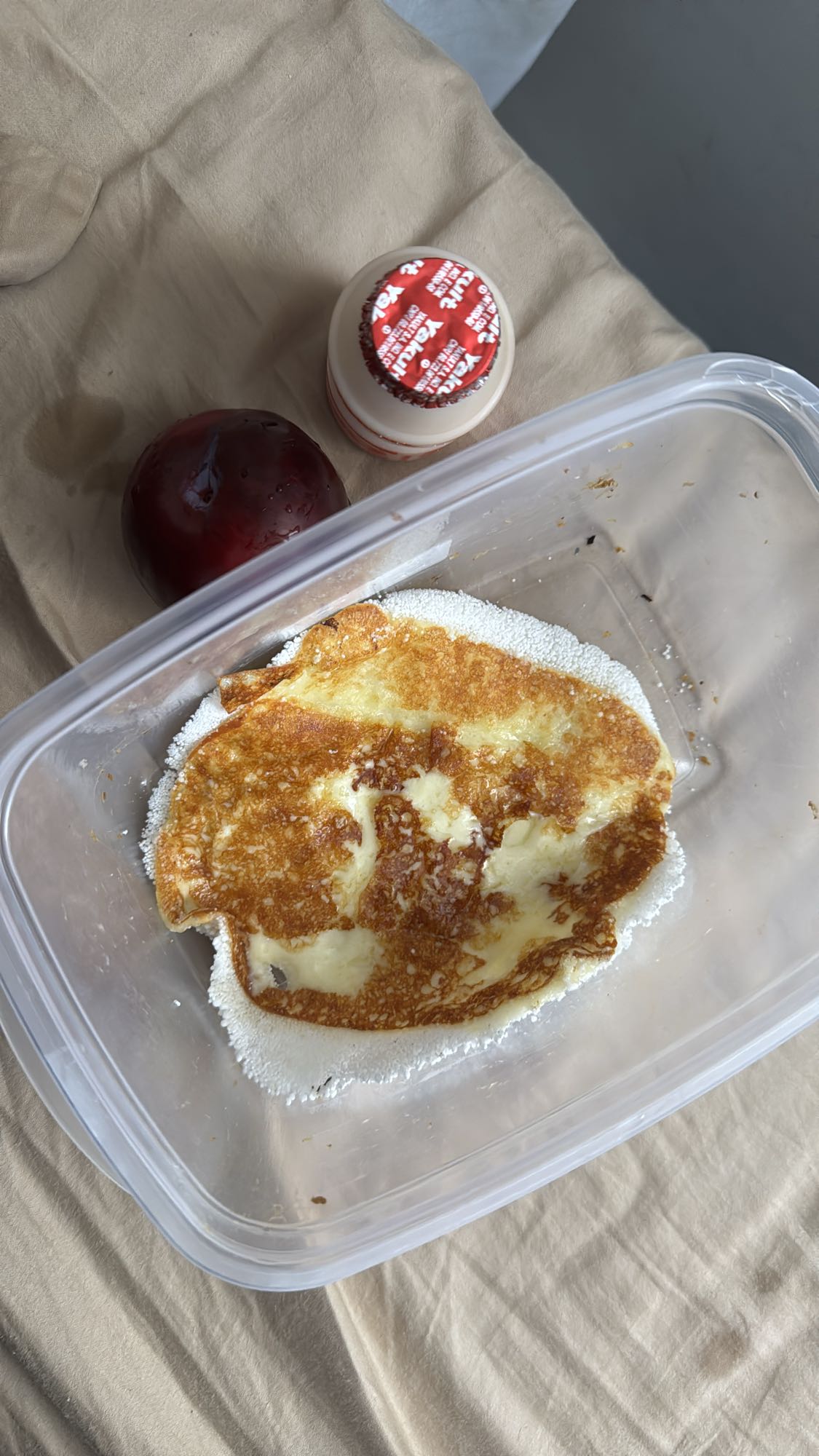 Panqueca com ameixa e Yakult