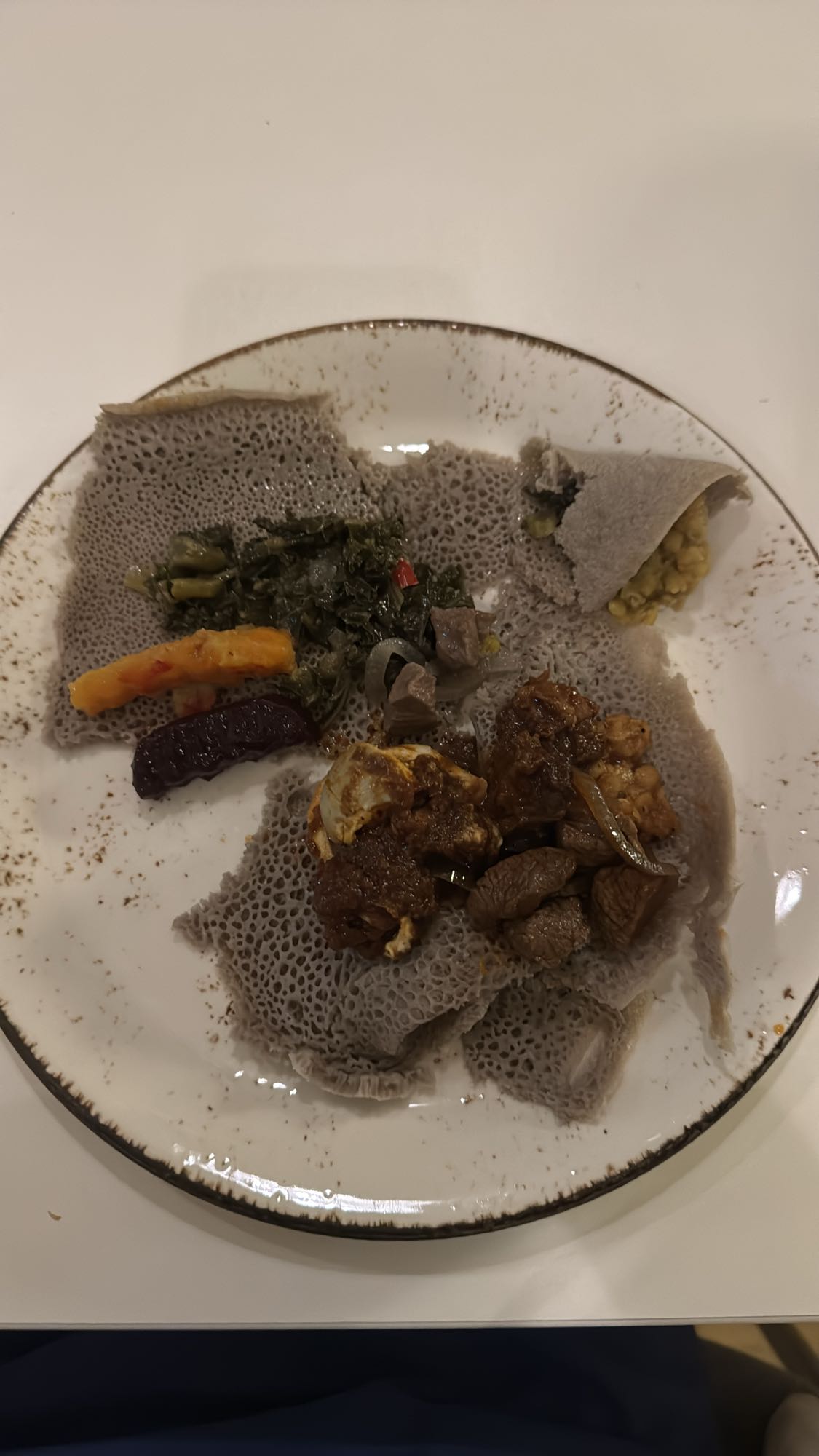 Injera med grytor