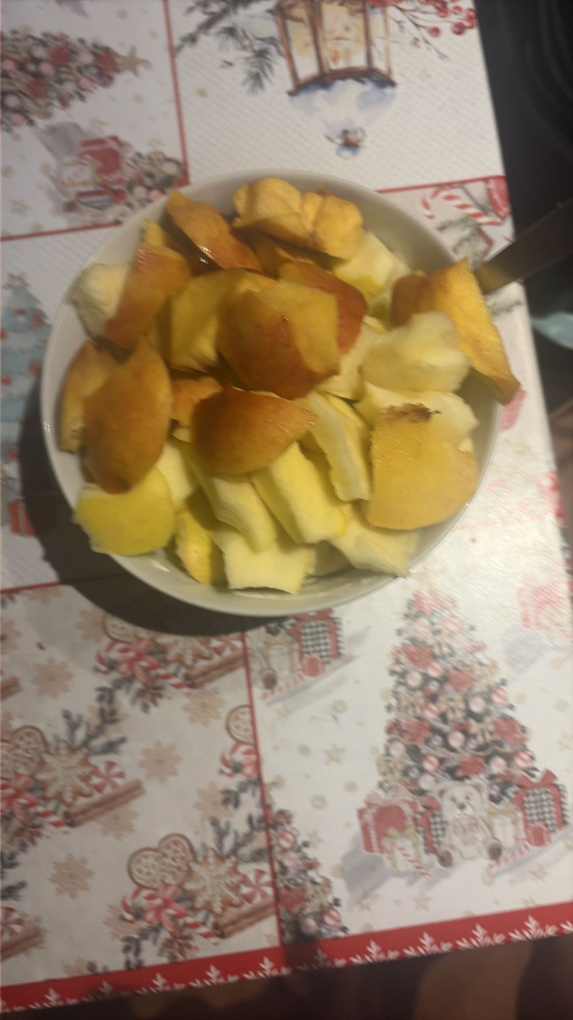 Iaurt proteic cu pudră proteică și fructe