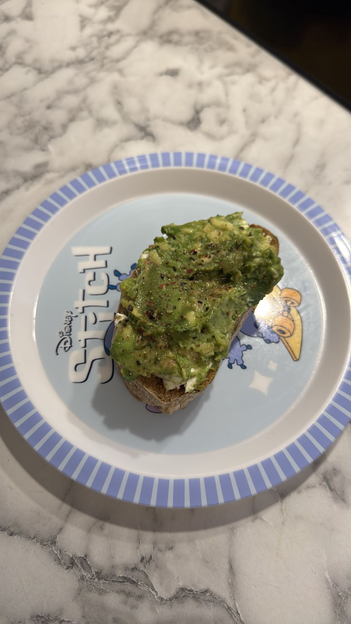 авокадо тост