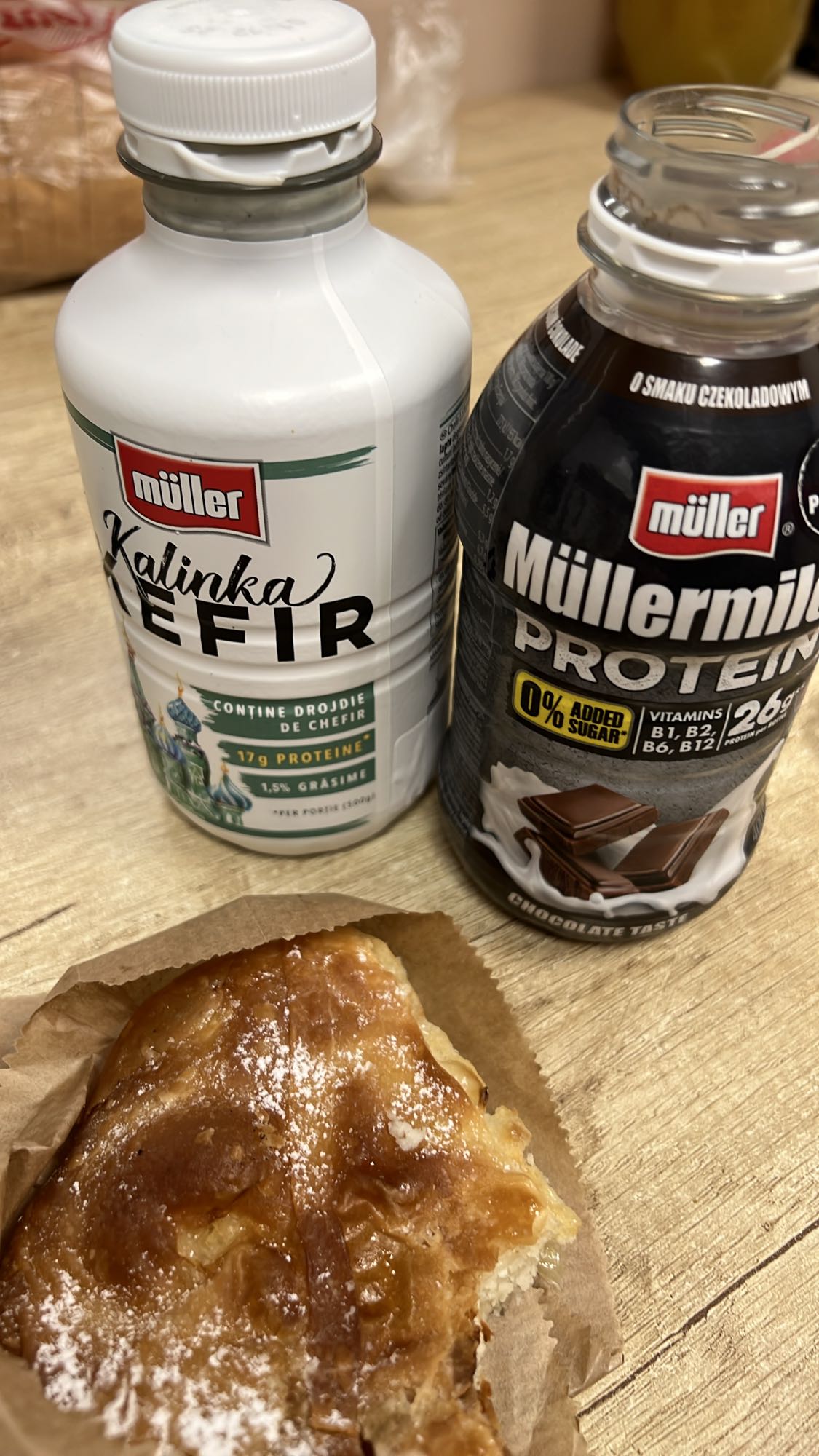 Kefir, ciocolată și plăcintă