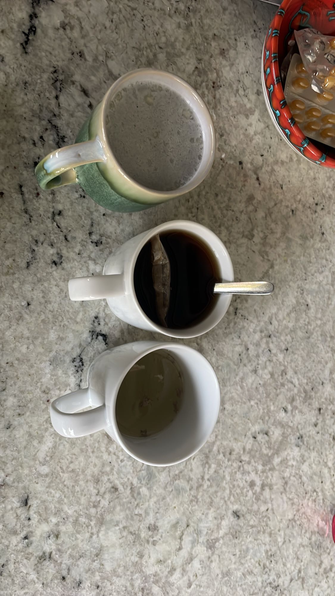 Bulion kaczy, kolagen i herbata z miodem gryczanym