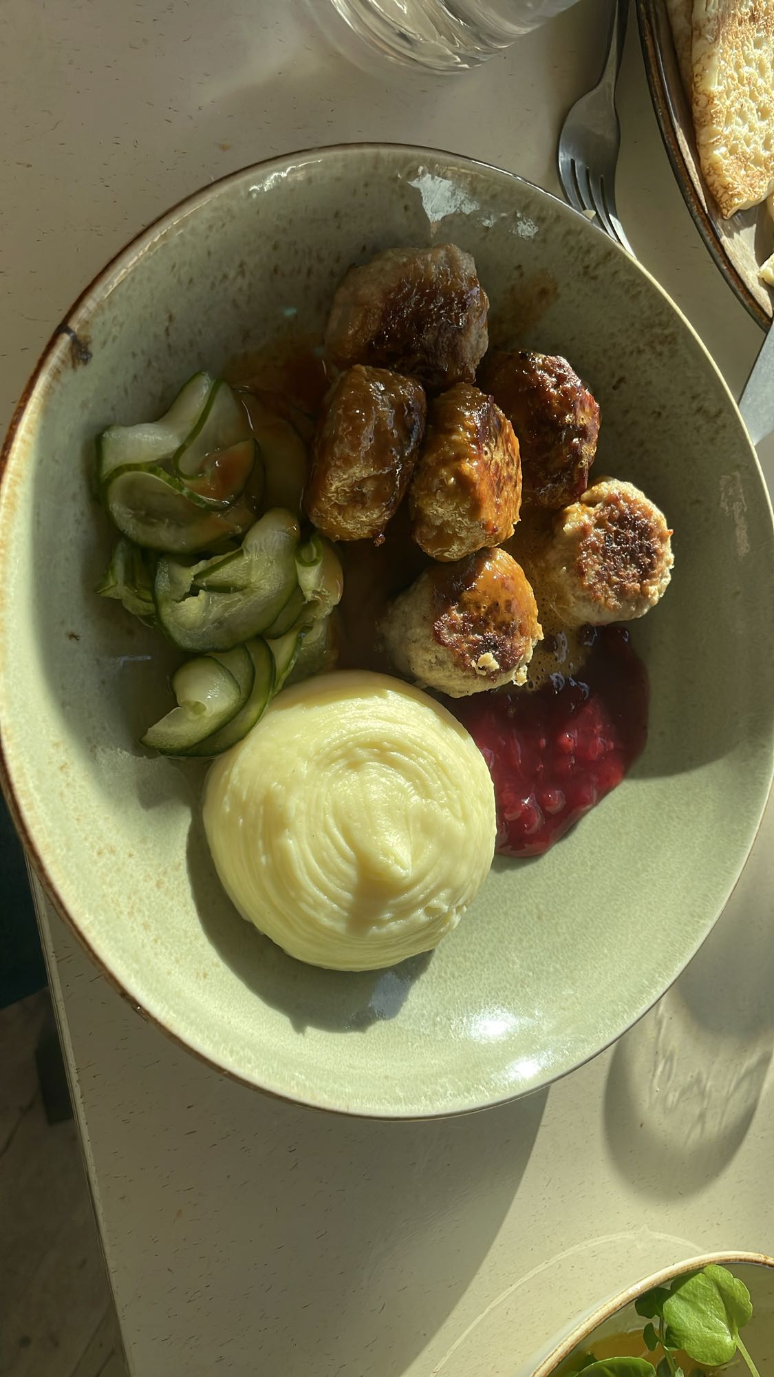 Köttbullar med mos