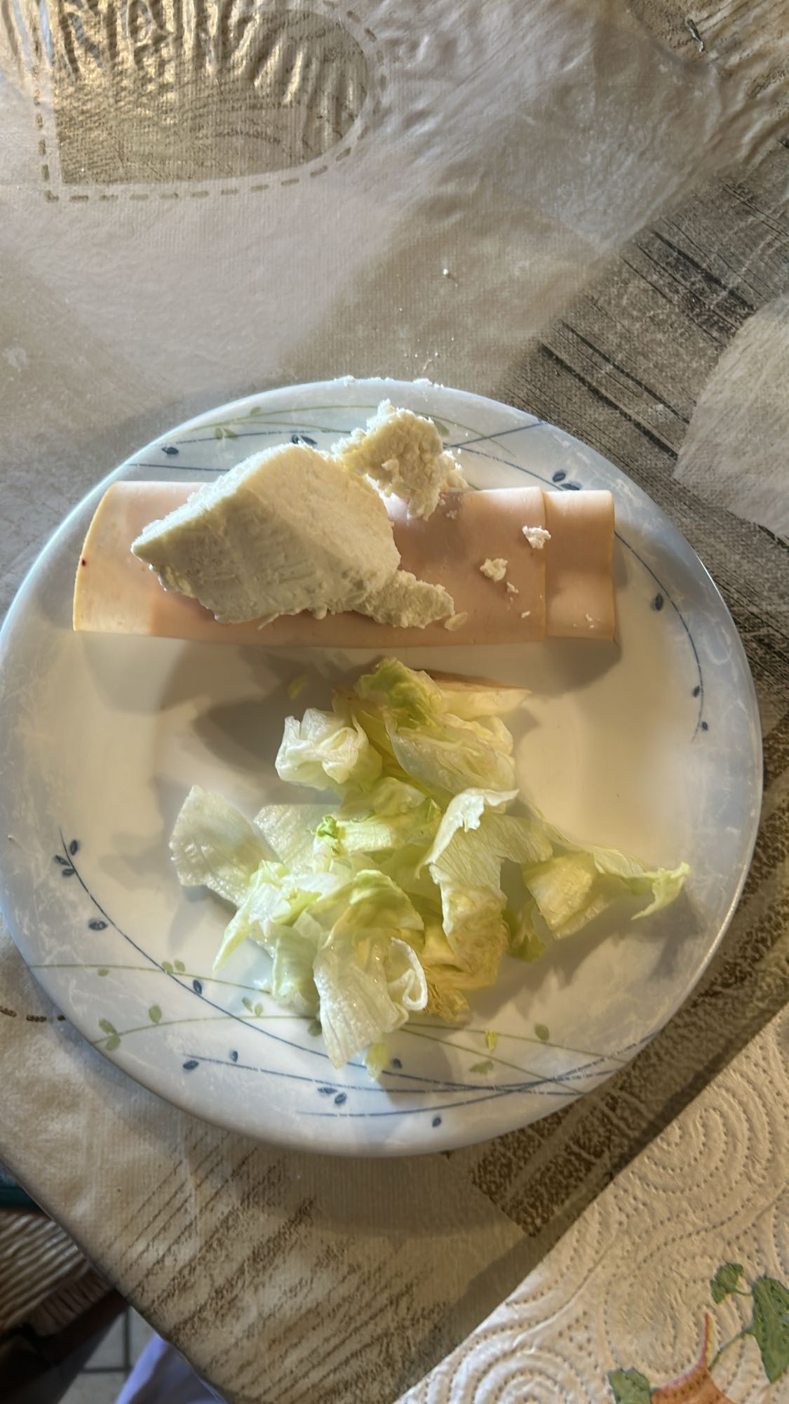 Queso, jamón y lechuga