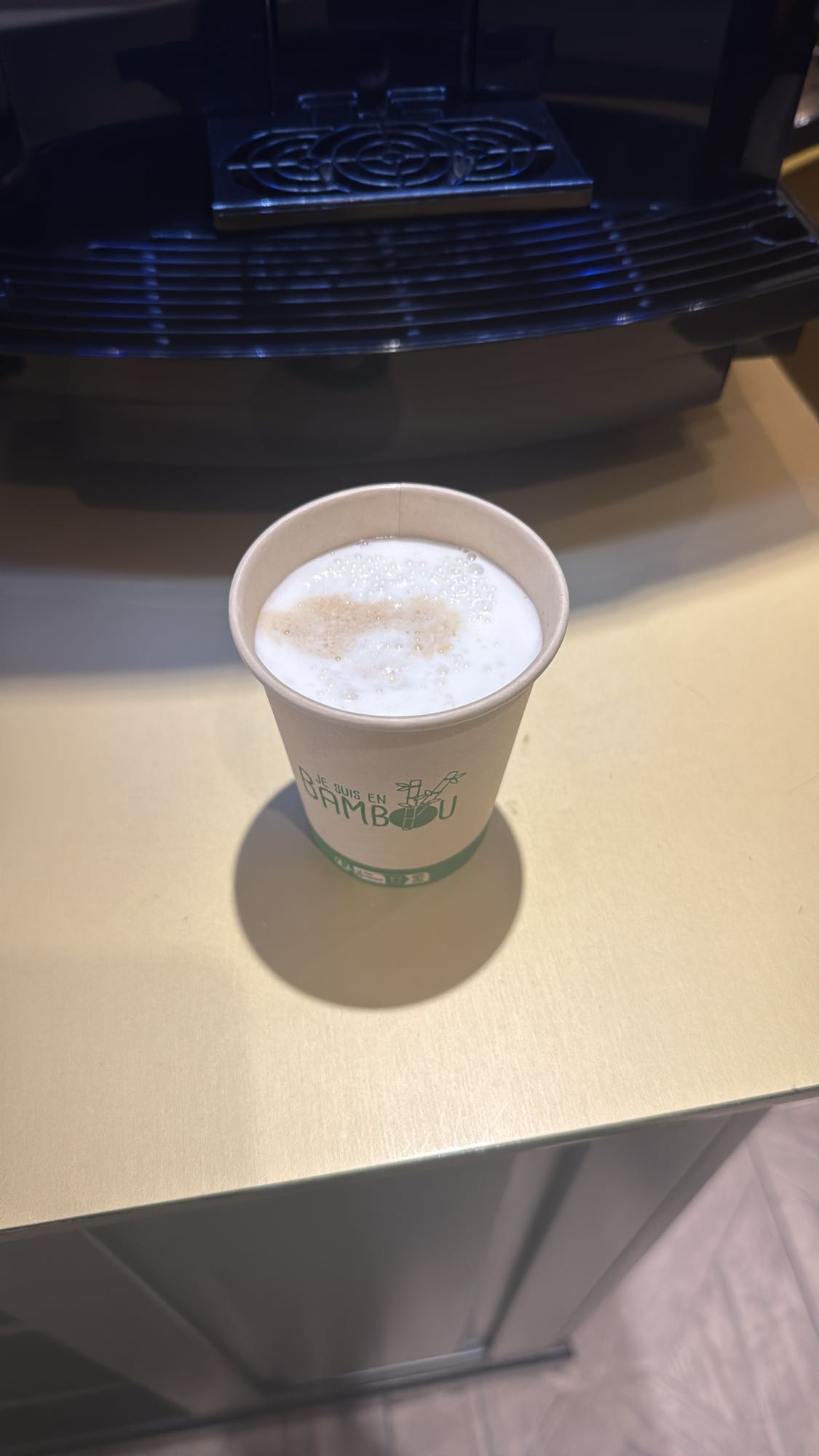 Café au lait mousseux