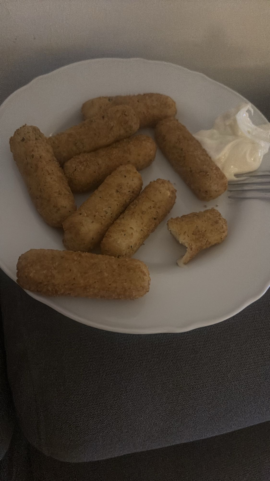 Mozzarella sticks & mayo