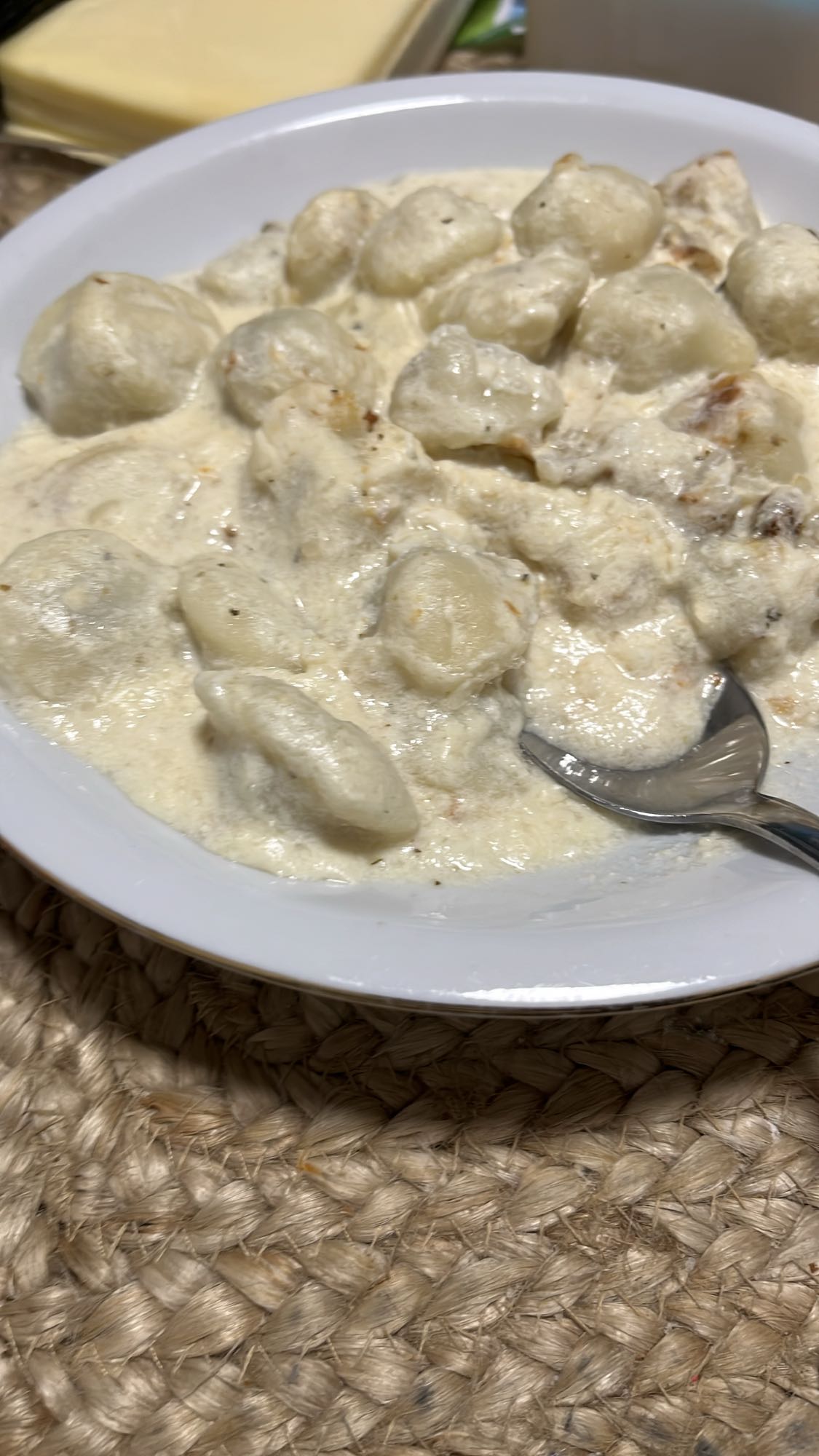 Gnocchi mit Sahnesoße