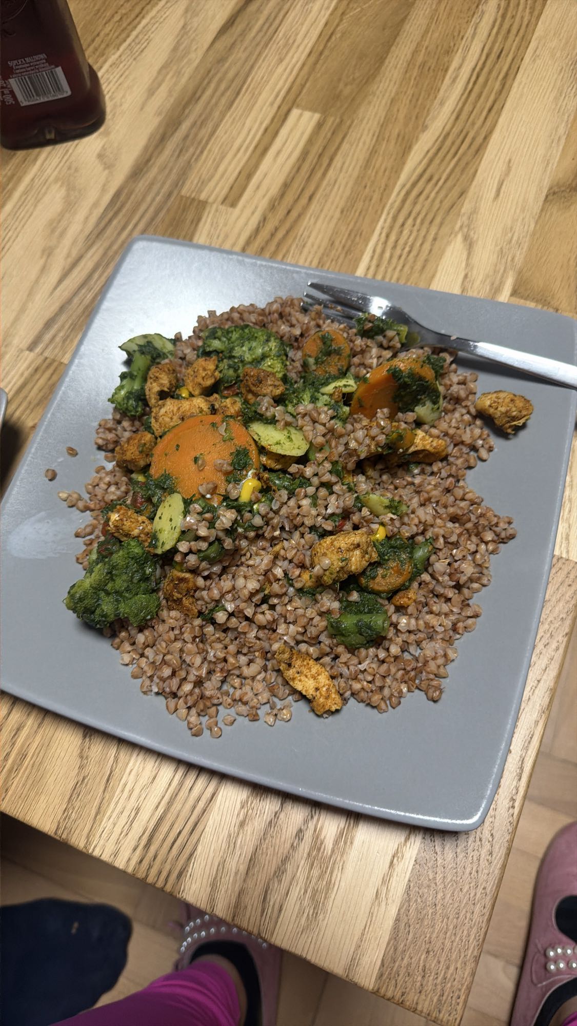 Kasza gryczana z warzywami i kurczakiem