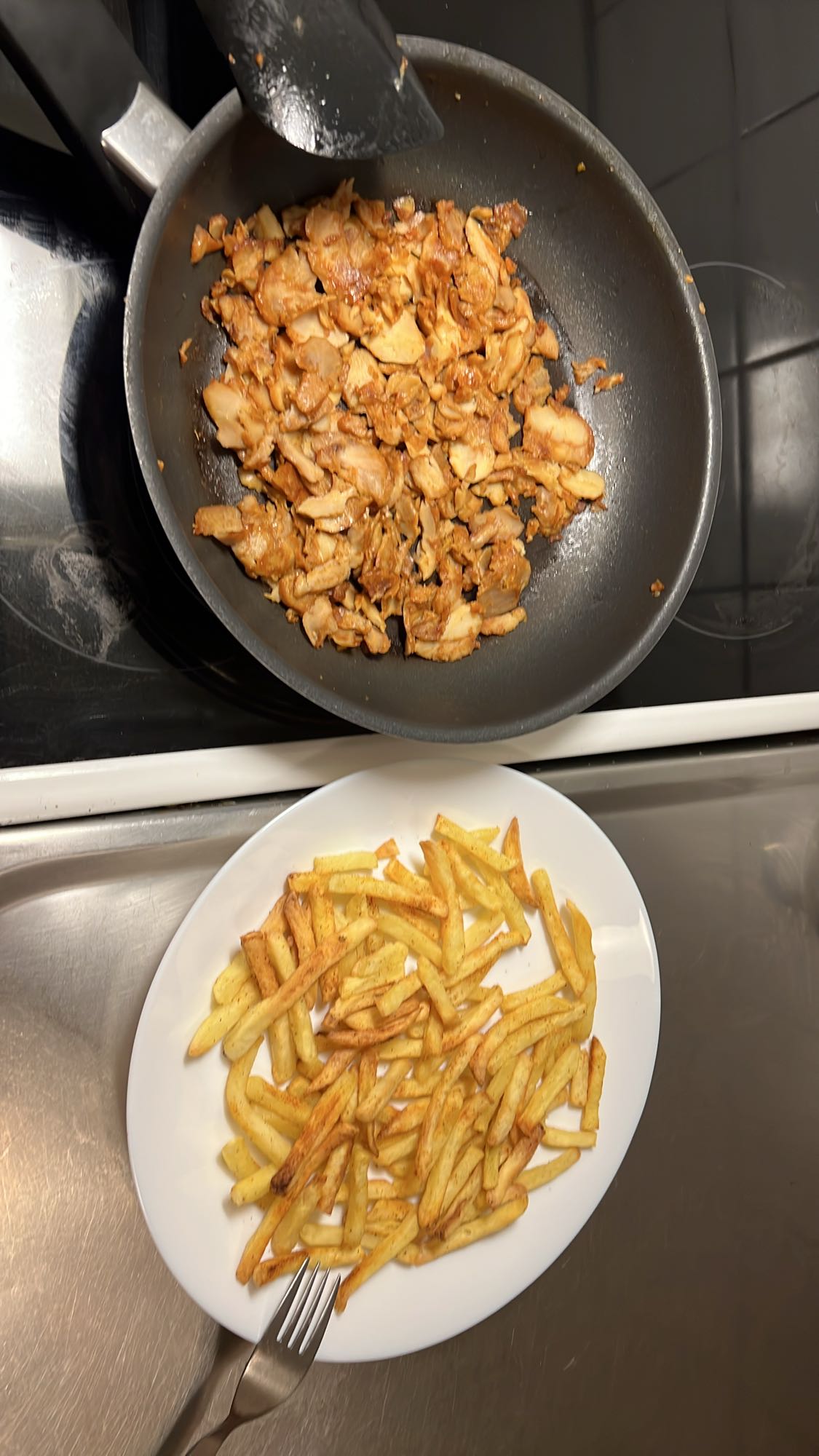 Kycklingkebab med pommes