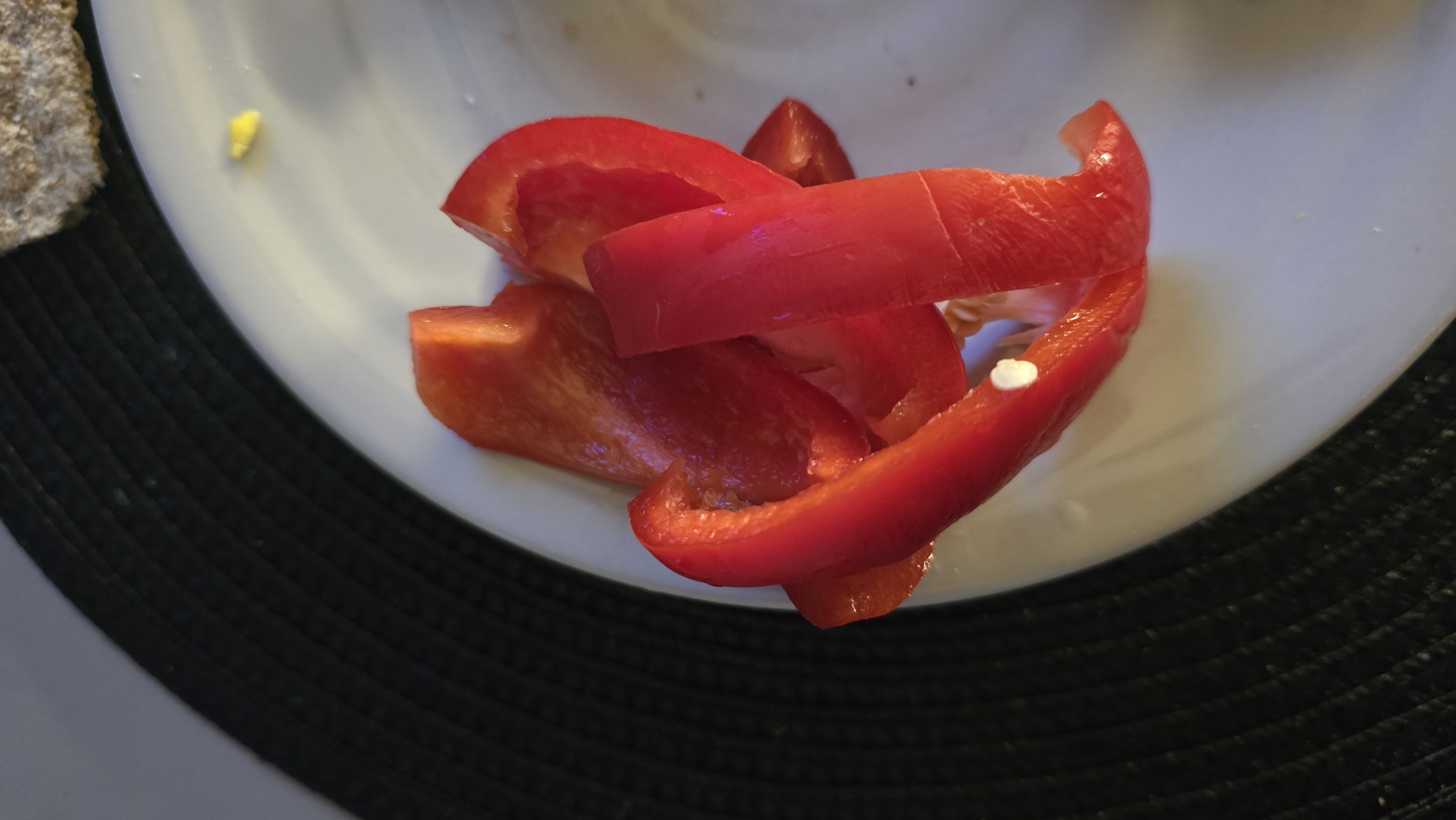 Red Bell Pepper Slices