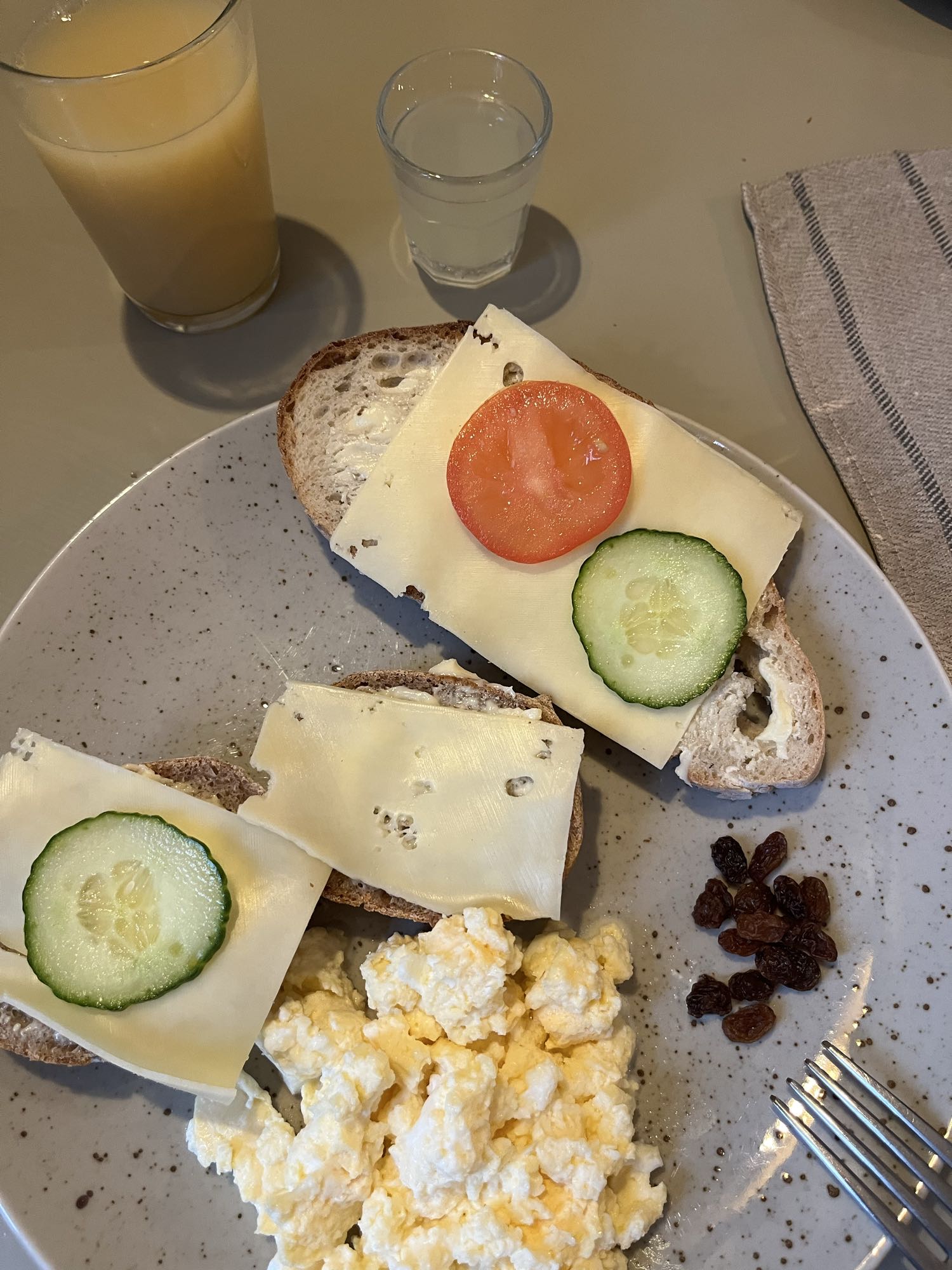 Frukostmacka med ägg