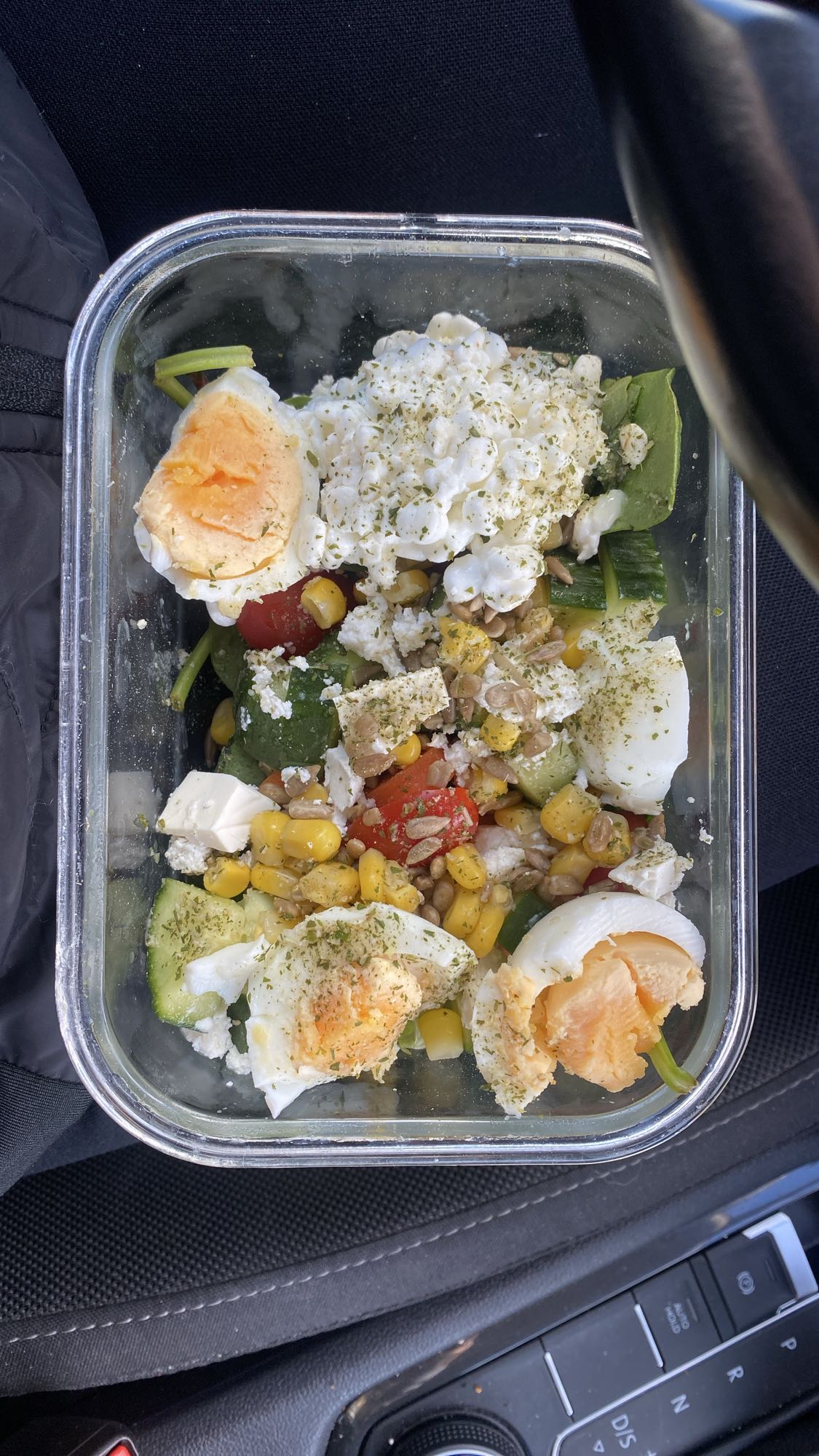 Ägg- och grönsakssallad