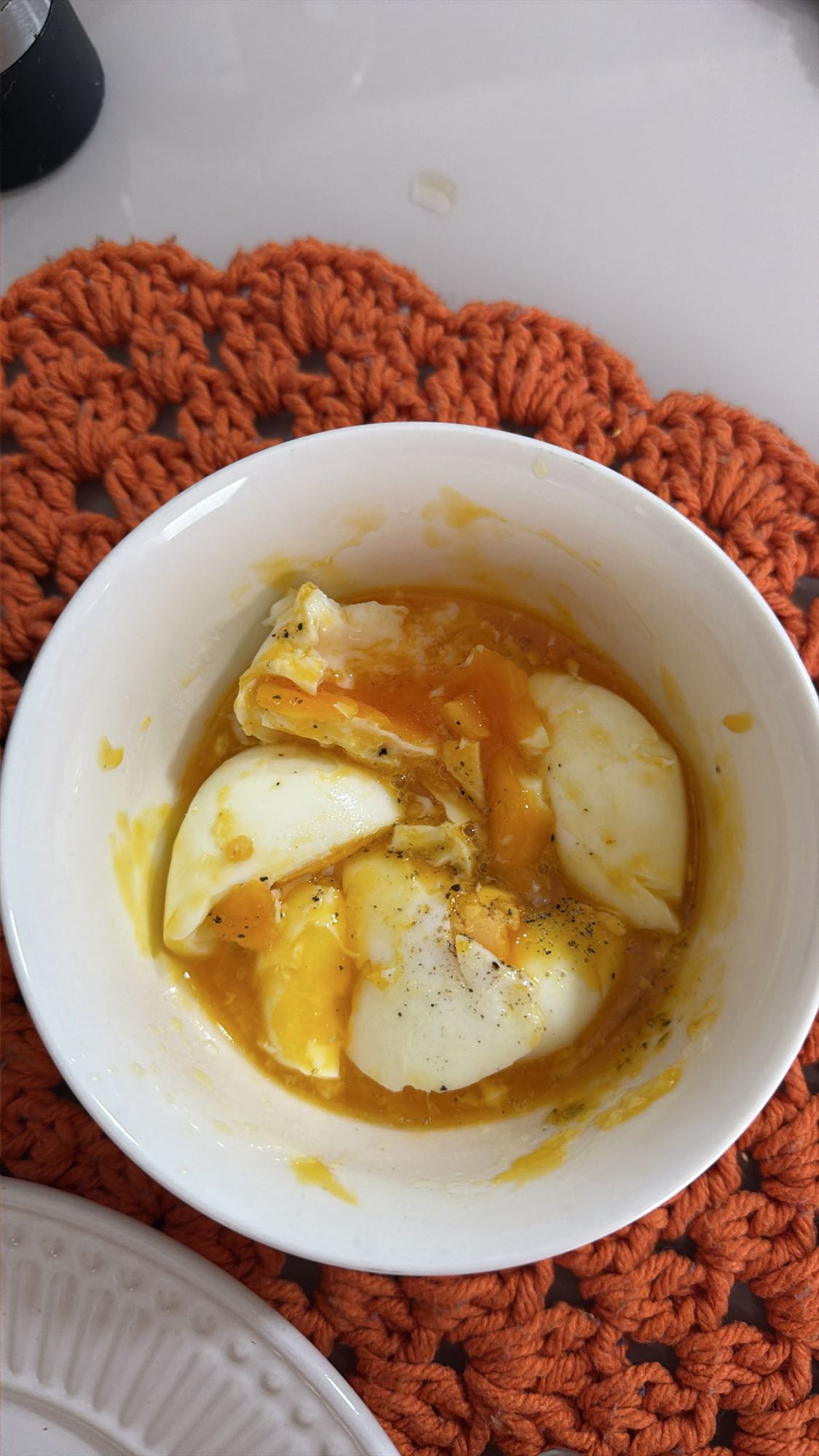 Ovos cozidos com pimenta