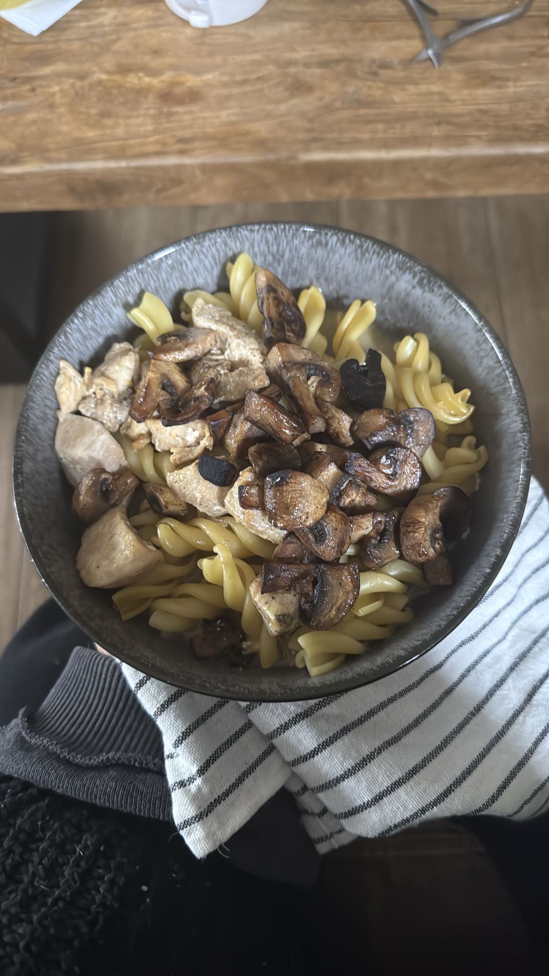 Kip pasta met champignons
