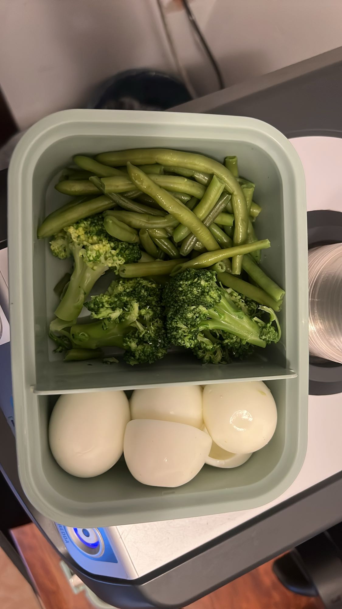 Yumurta ve Sebze Kutusu