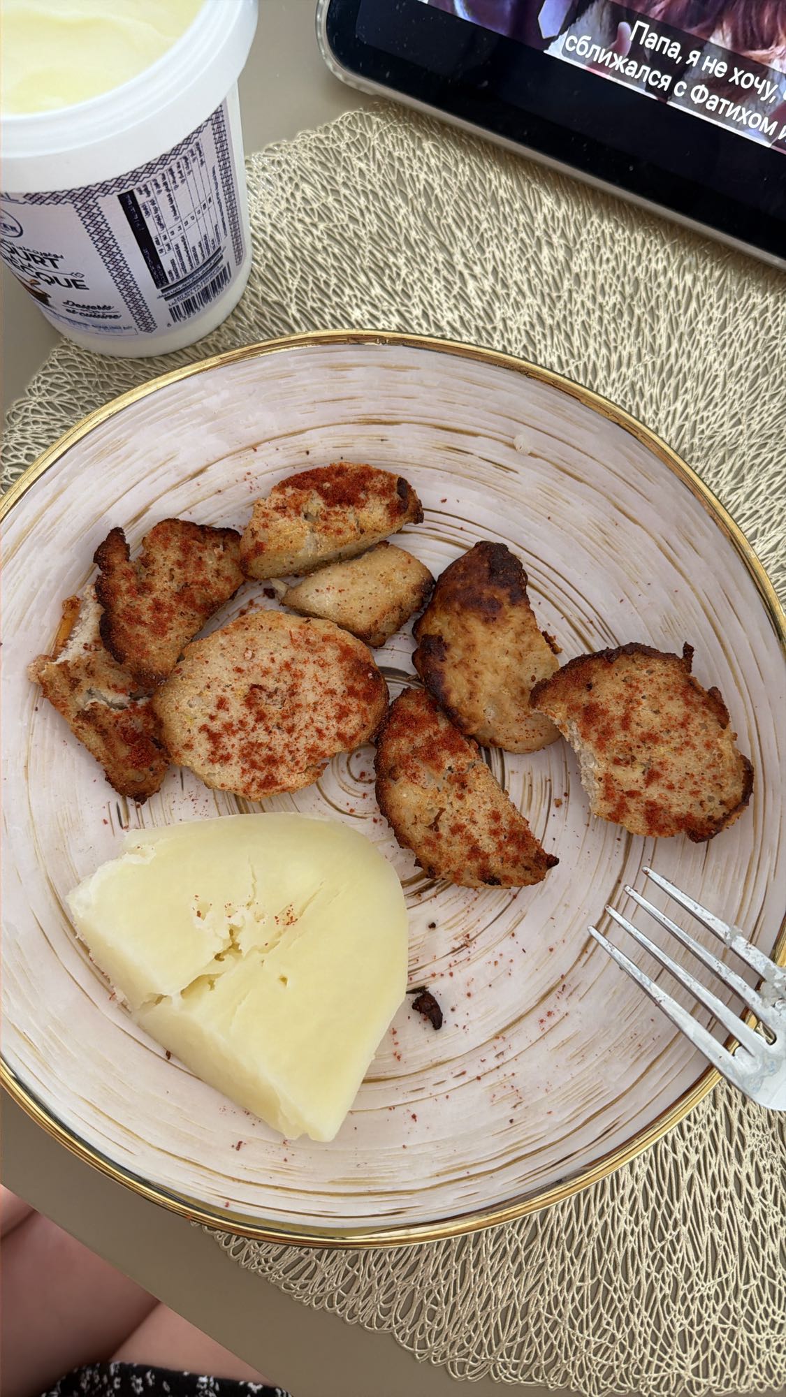 Куриные котлеты с сыром