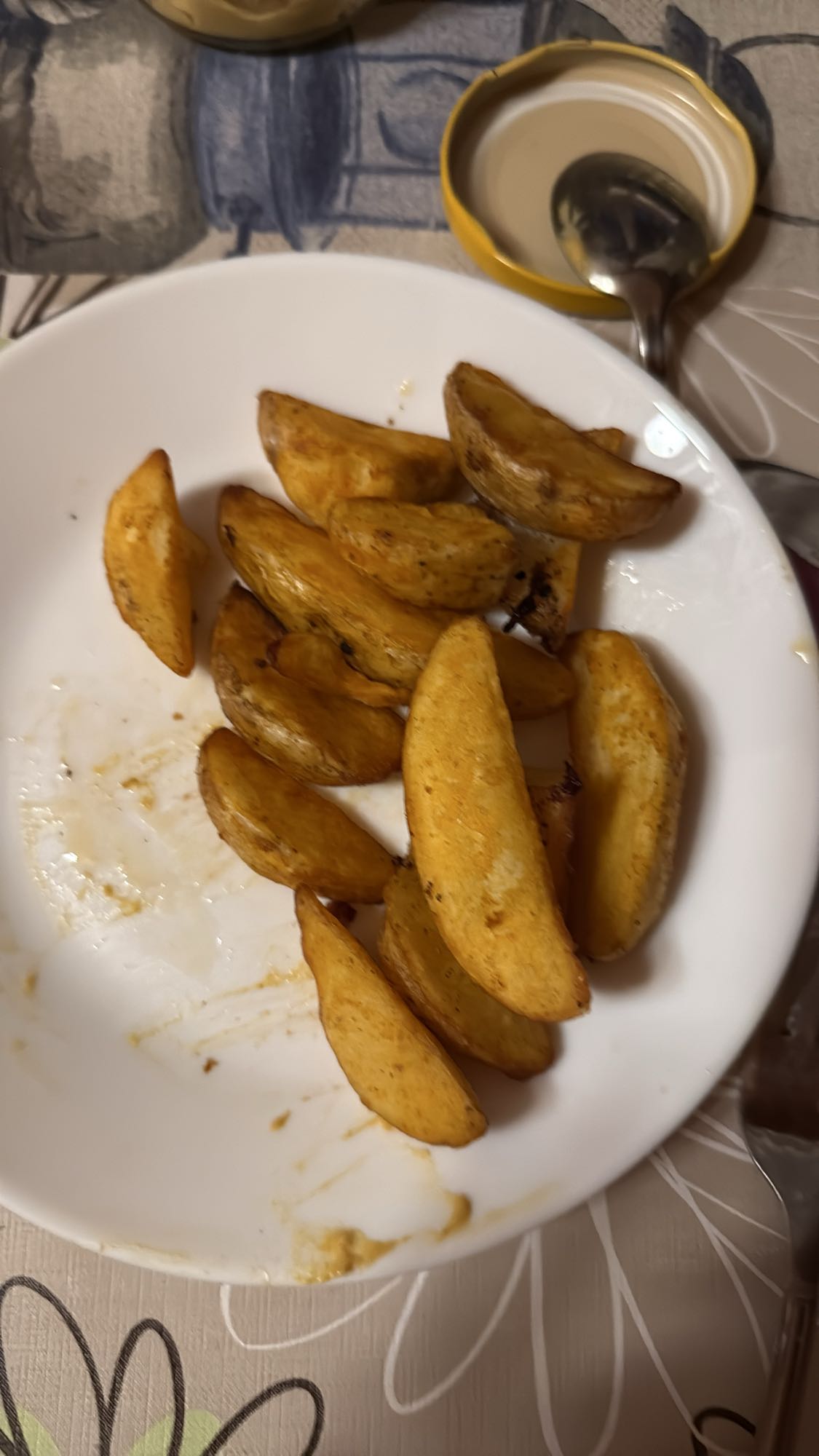 Cartofi wedges copți