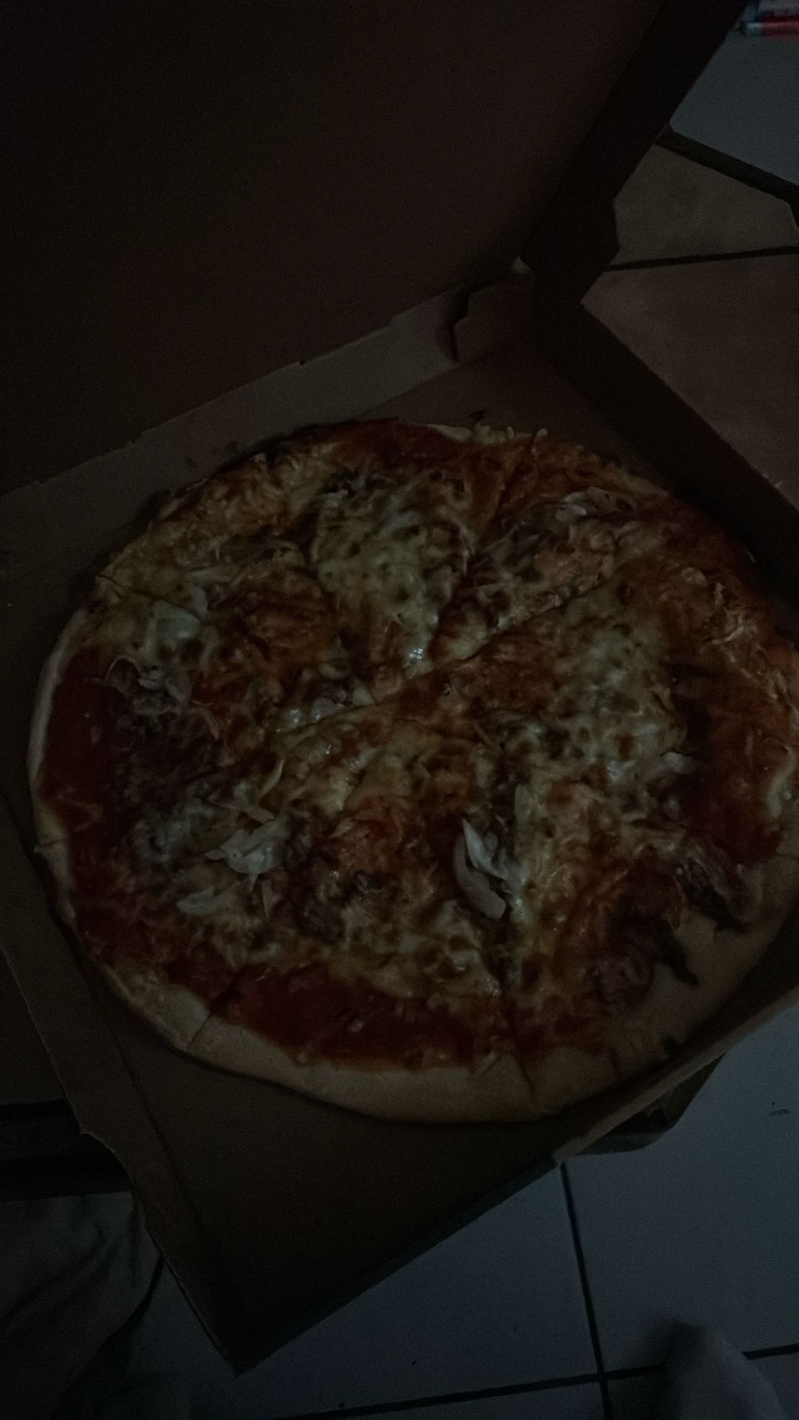 Pizza fromage et viande