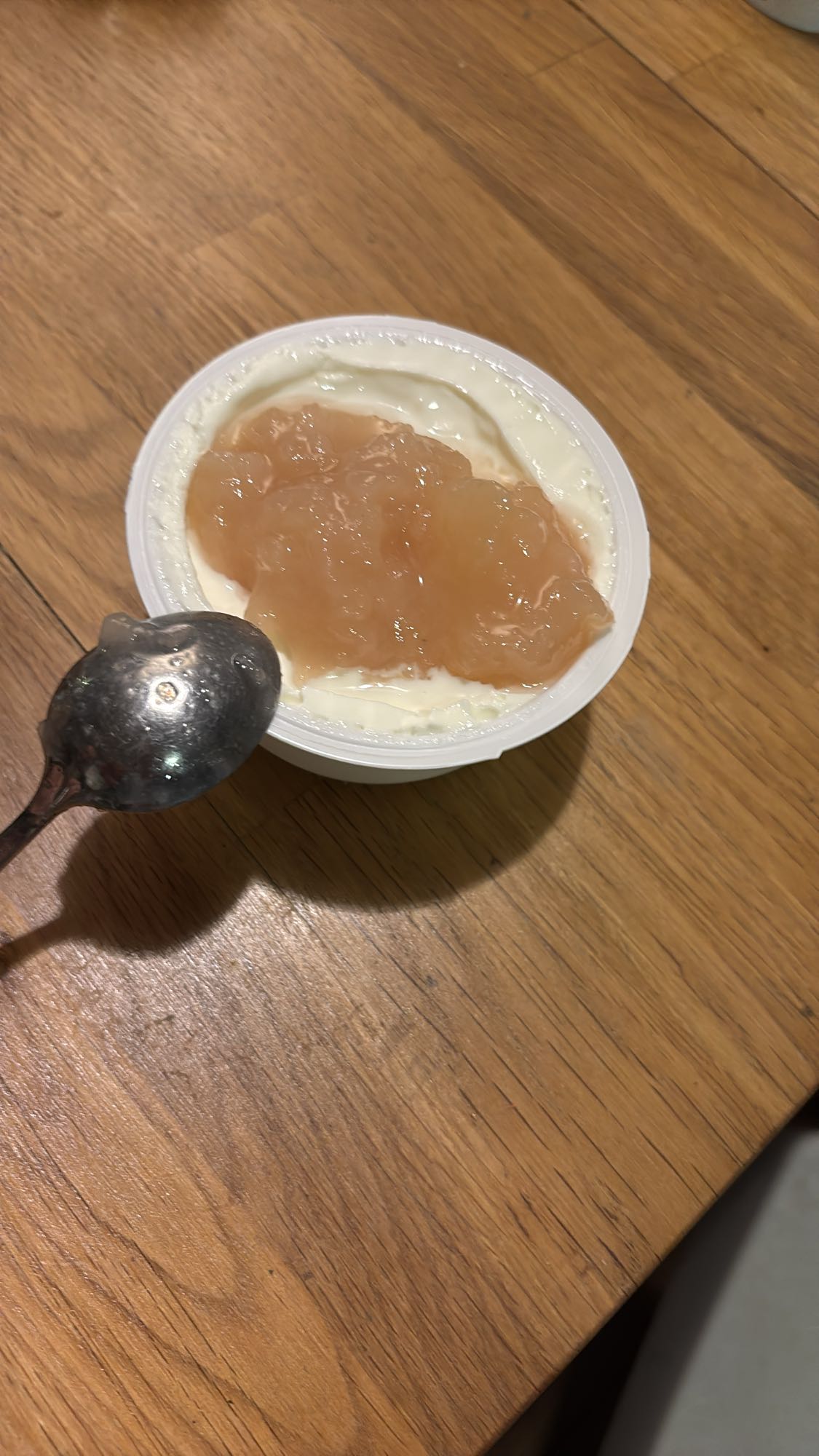 Yaourt grec avec compote