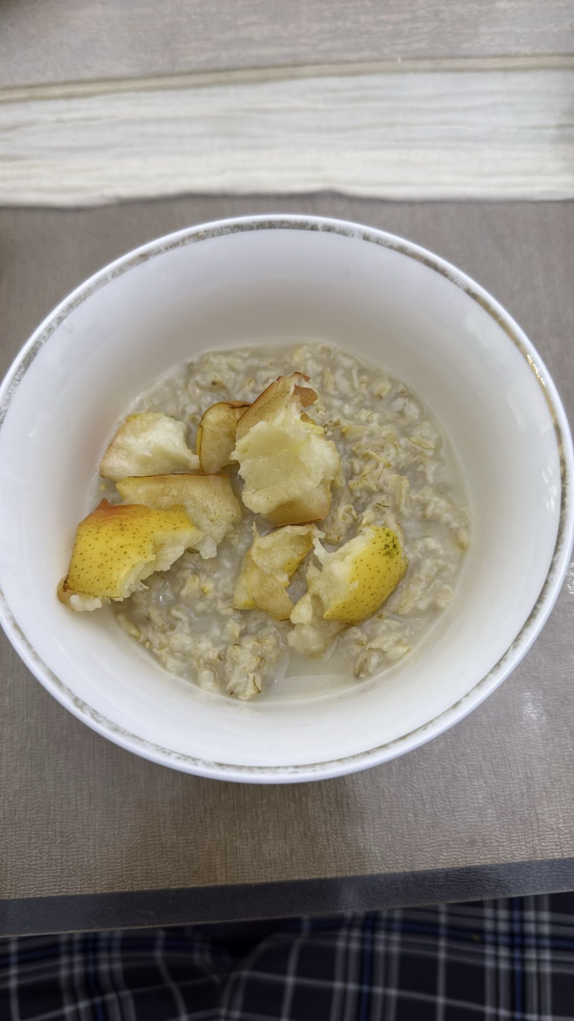 овсянка с грушей