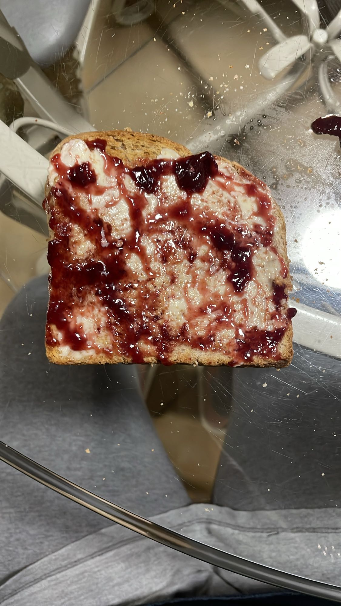 Tartine confiture beurre