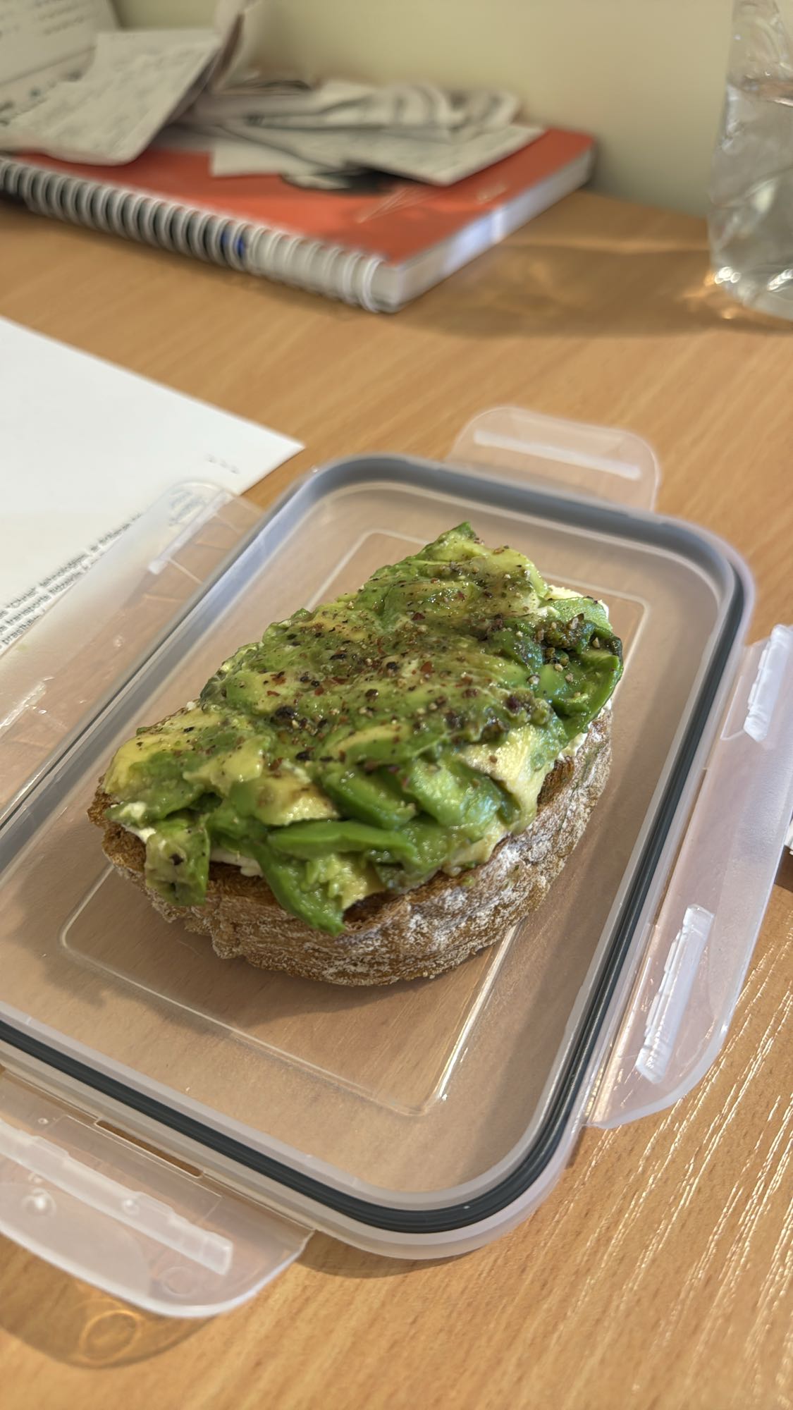 Авокадо тост