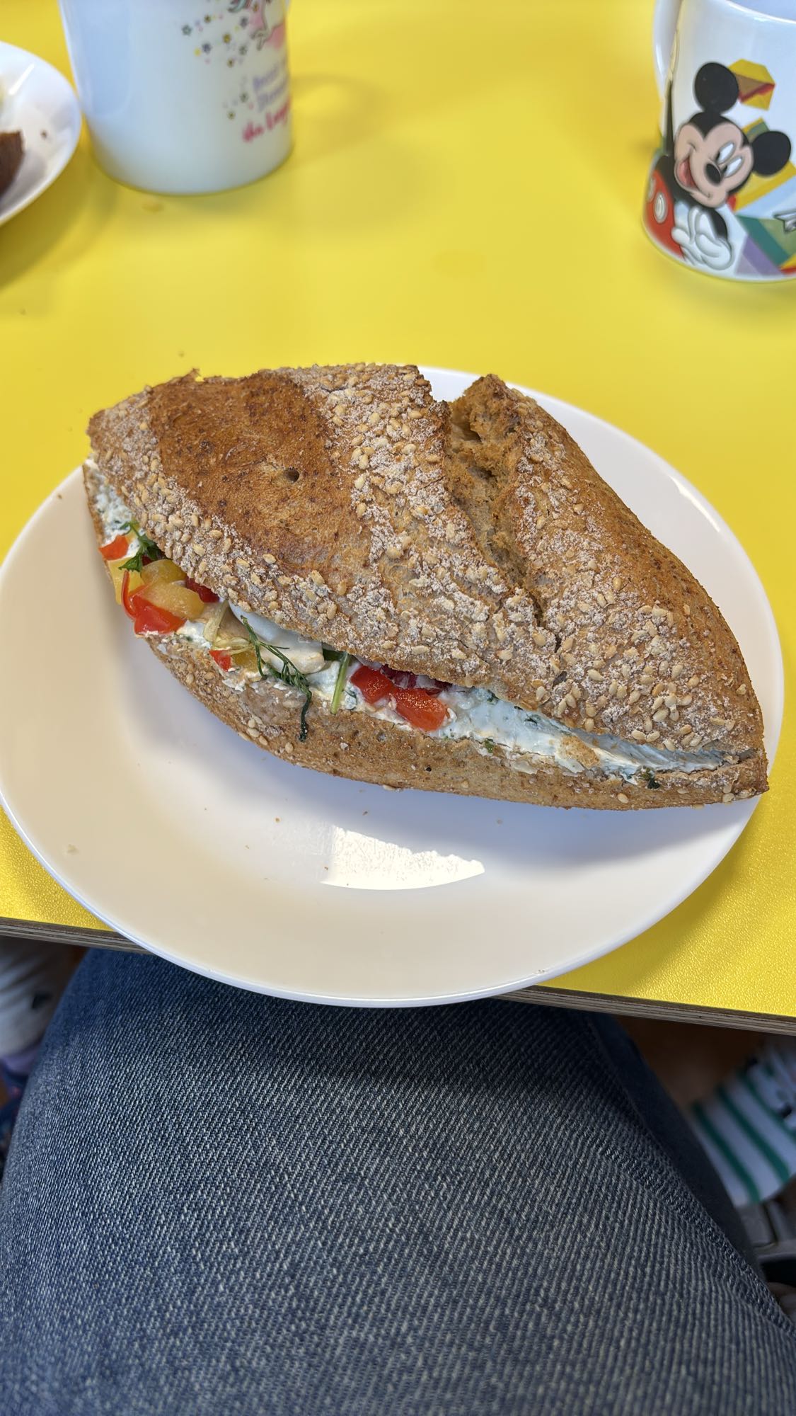 Volkoren sandwich met groenten