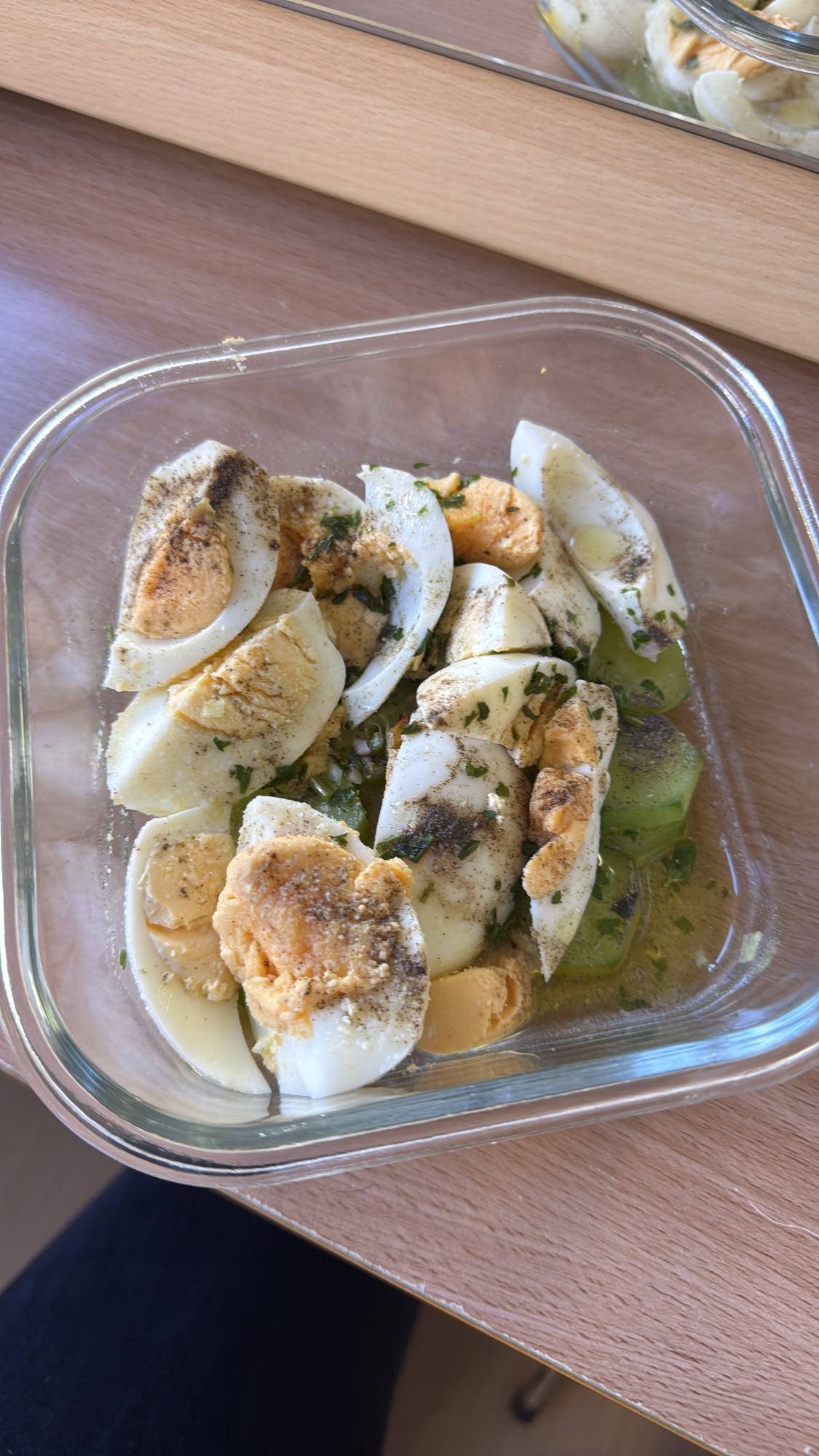 Gekookte eieren salade