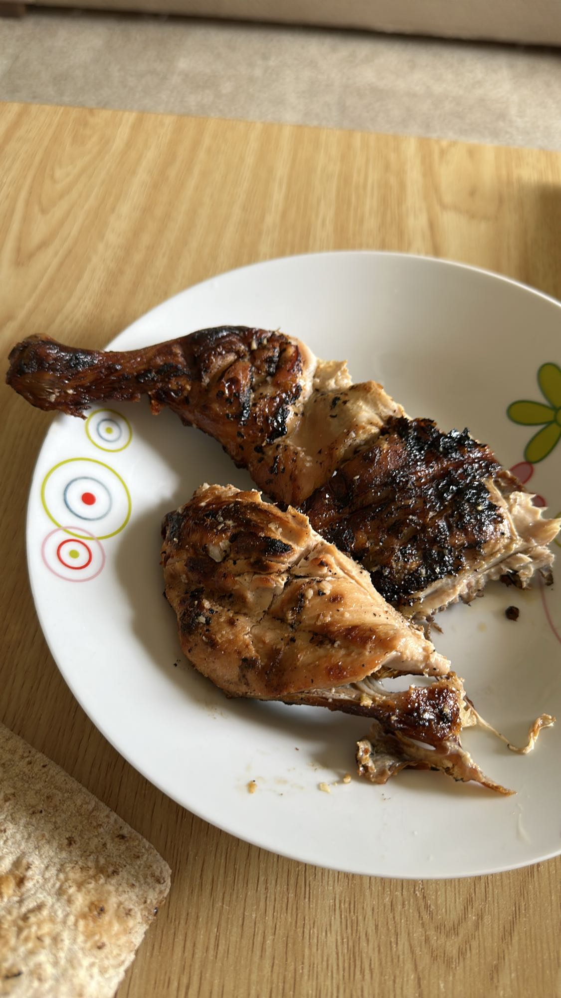 Grilled chicken pieces