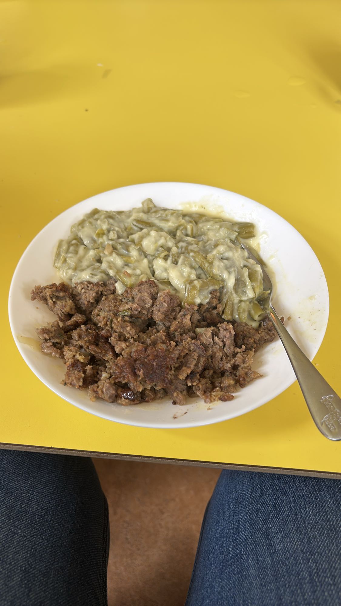 Kıyma ve fasulye yemeği