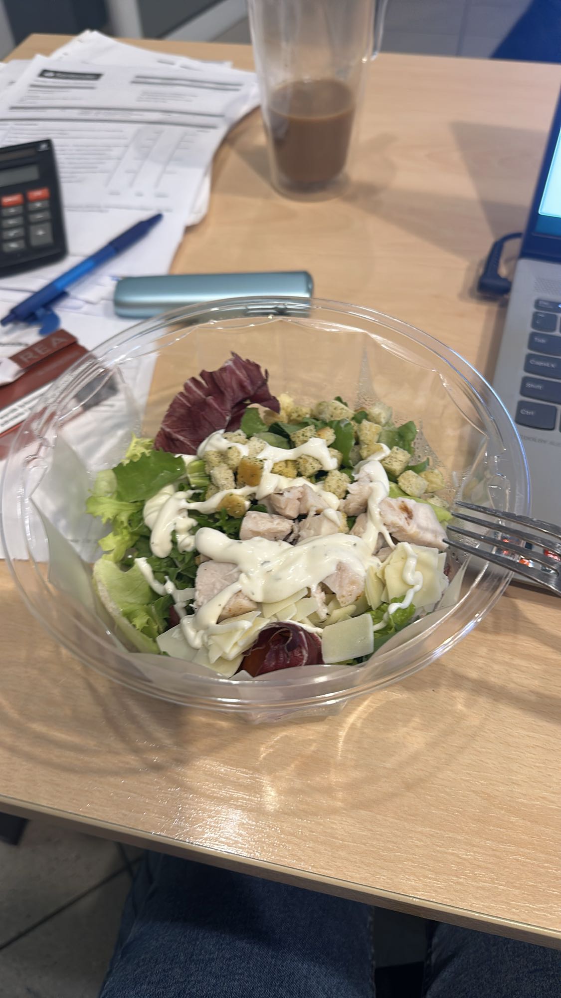 Sałatka z kurczakiem