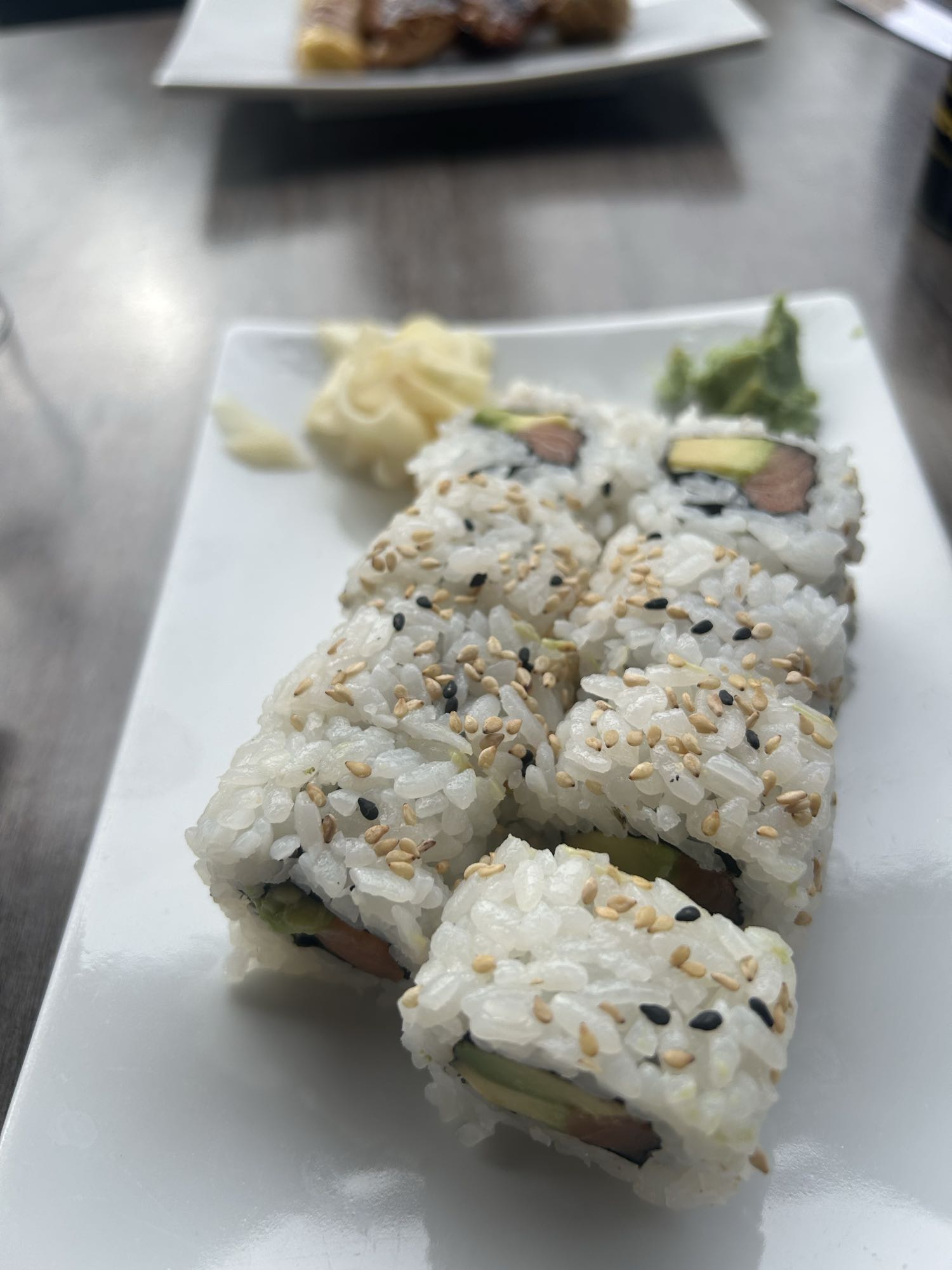 Rouleaux de sushi avocat