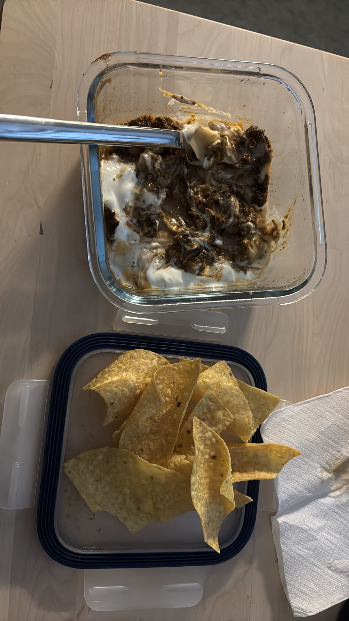 köttgryta med chips